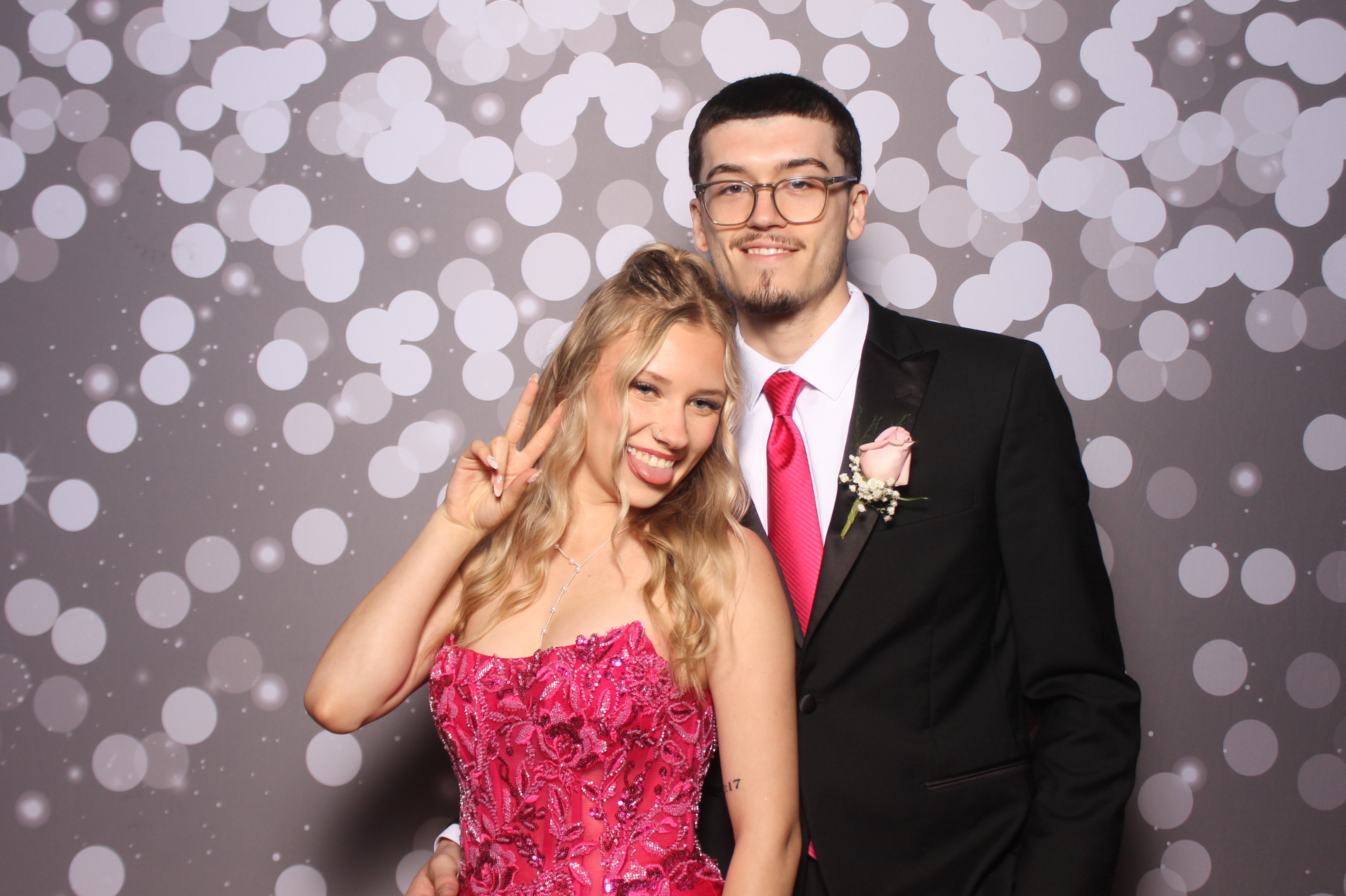 Colerain Prom 2025 | View more photos from the event at gallery.photoboothcincy.com/u/PhotoBoothCincy/Colerain-Prom-2025