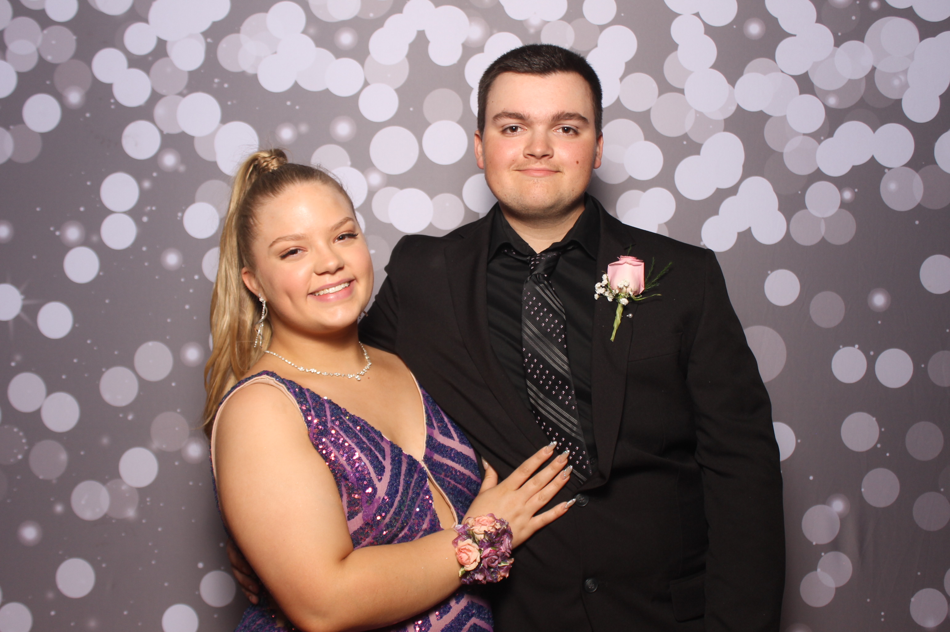 Colerain Prom 2025 | View more photos from the event at gallery.photoboothcincy.com/u/PhotoBoothCincy/Colerain-Prom-2025