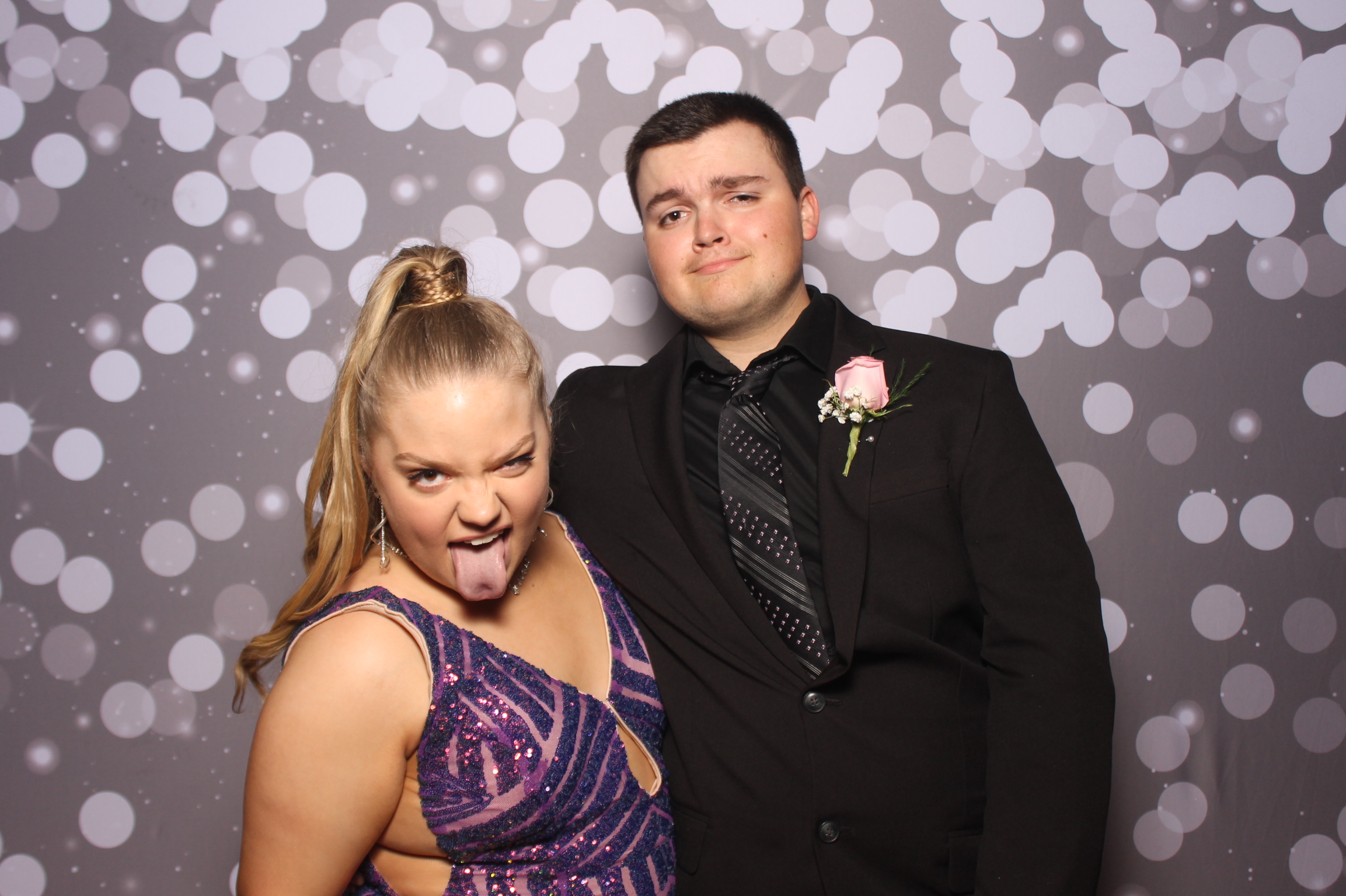 Colerain Prom 2025 | View more photos from the event at gallery.photoboothcincy.com/u/PhotoBoothCincy/Colerain-Prom-2025