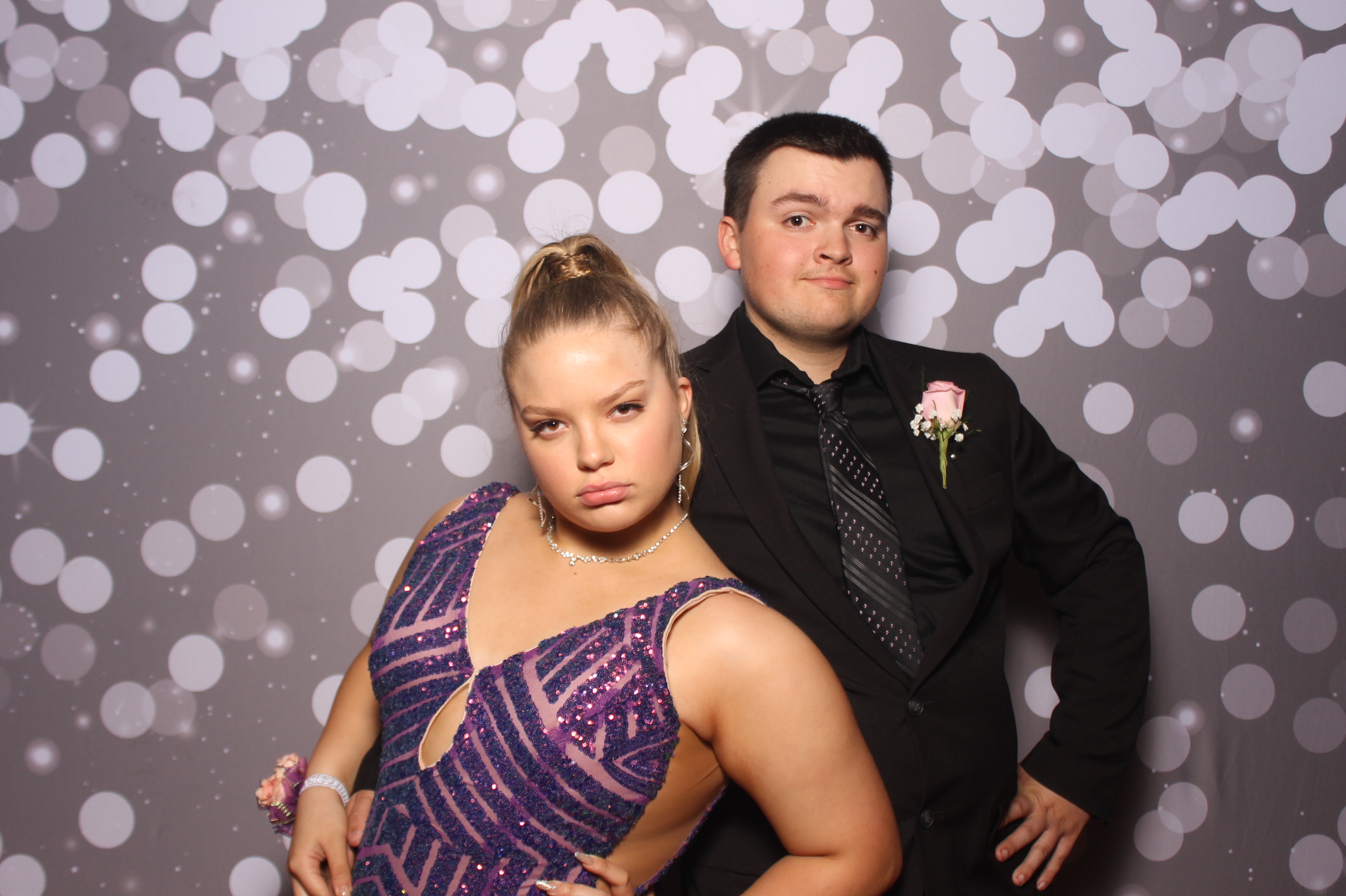 Colerain Prom 2025 | View more photos from the event at gallery.photoboothcincy.com/u/PhotoBoothCincy/Colerain-Prom-2025