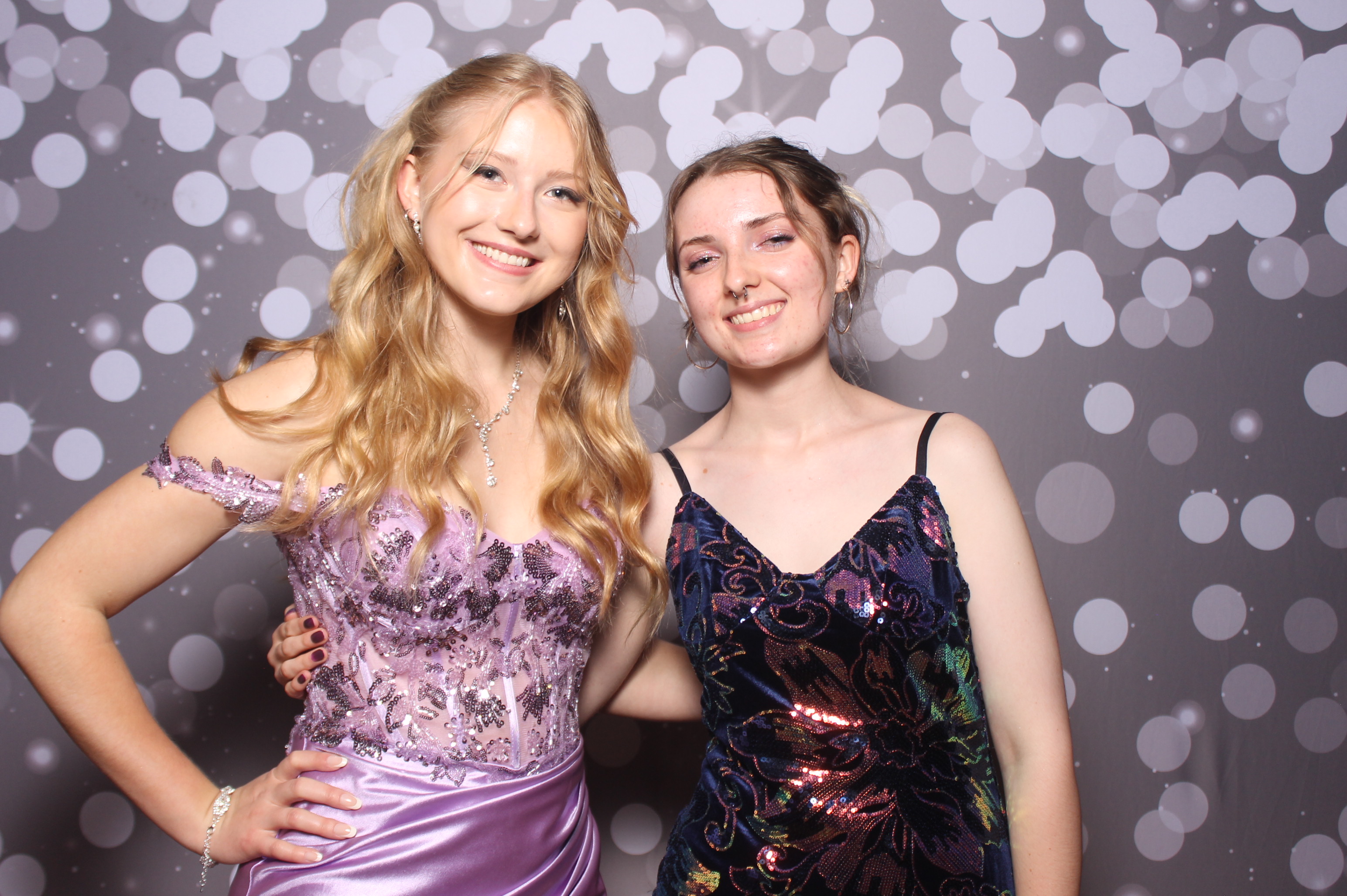 Colerain Prom 2025 | View more photos from the event at gallery.photoboothcincy.com/u/PhotoBoothCincy/Colerain-Prom-2025