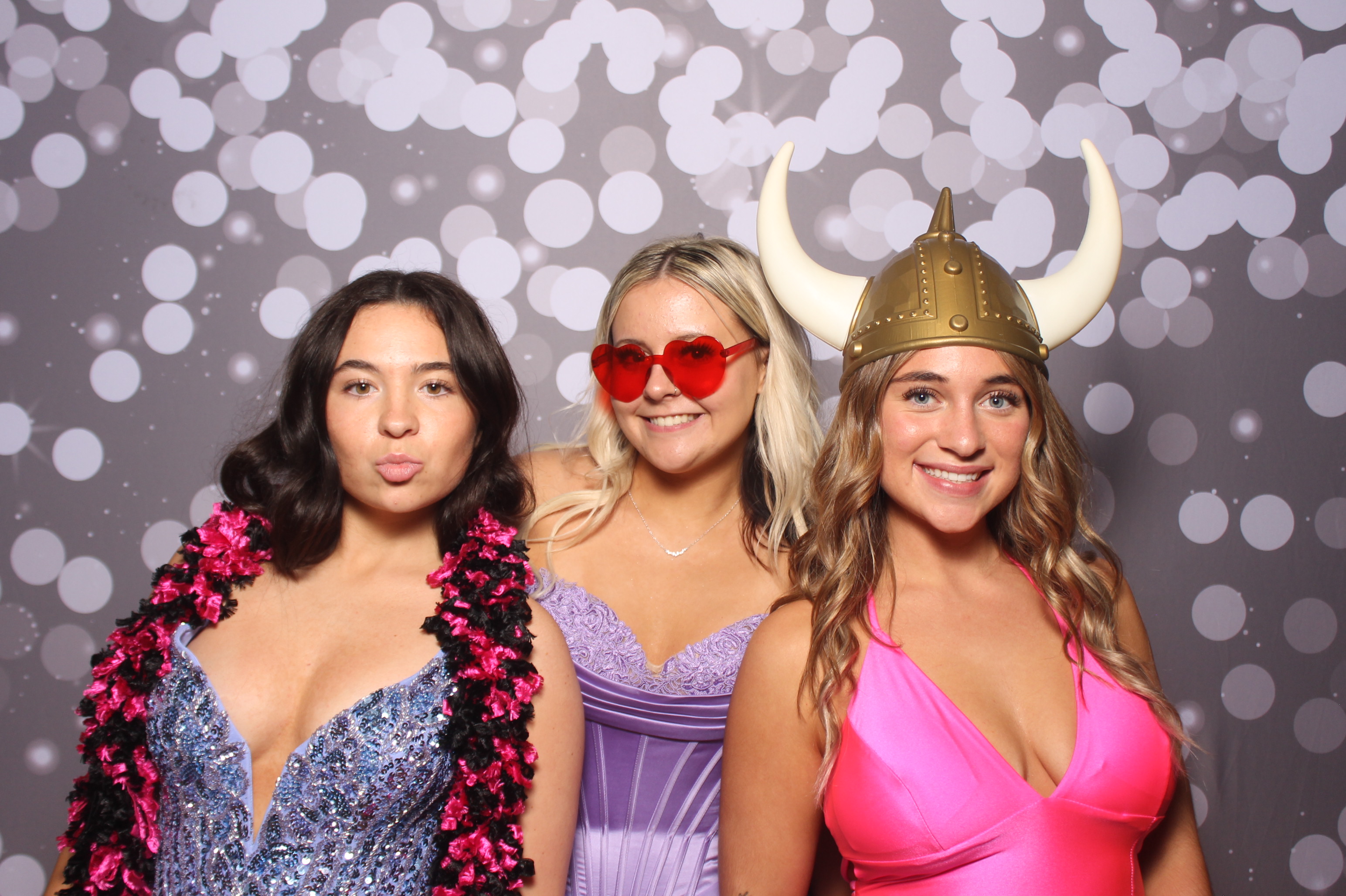 Colerain Prom 2025 | View more photos from the event at gallery.photoboothcincy.com/u/PhotoBoothCincy/Colerain-Prom-2025