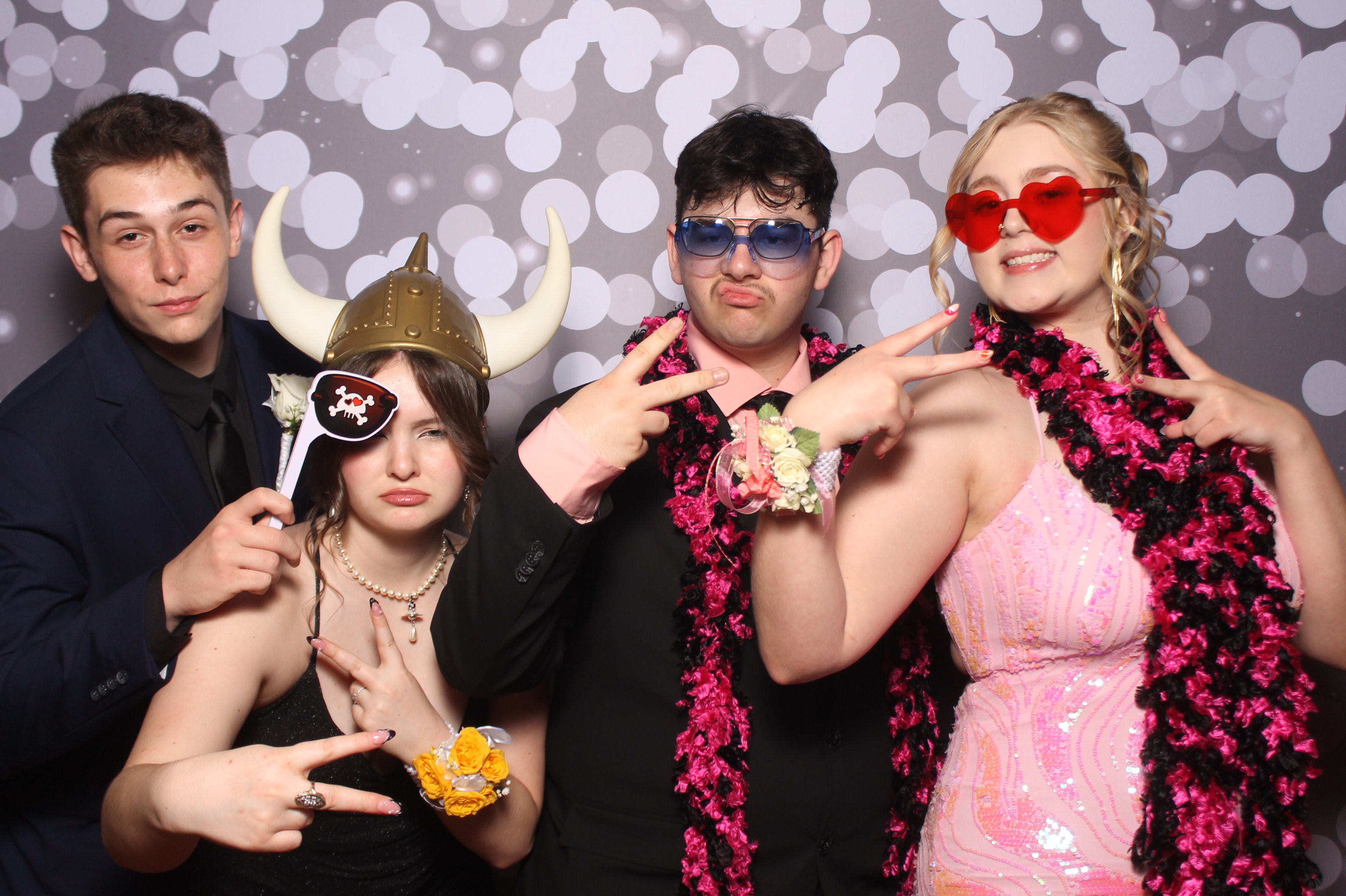 Colerain Prom 2025 | View more photos from the event at gallery.photoboothcincy.com/u/PhotoBoothCincy/Colerain-Prom-2025