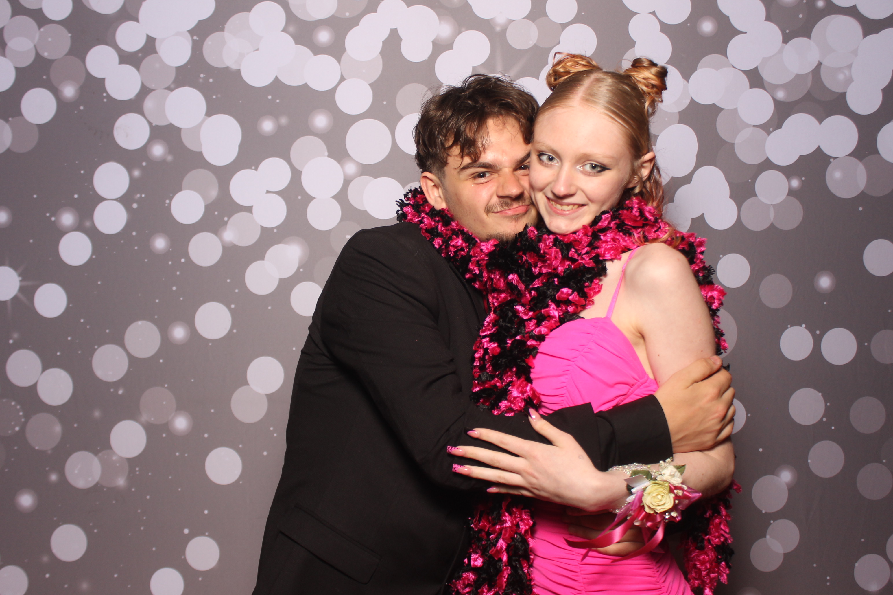 Colerain Prom 2025 | View more photos from the event at gallery.photoboothcincy.com/u/PhotoBoothCincy/Colerain-Prom-2025