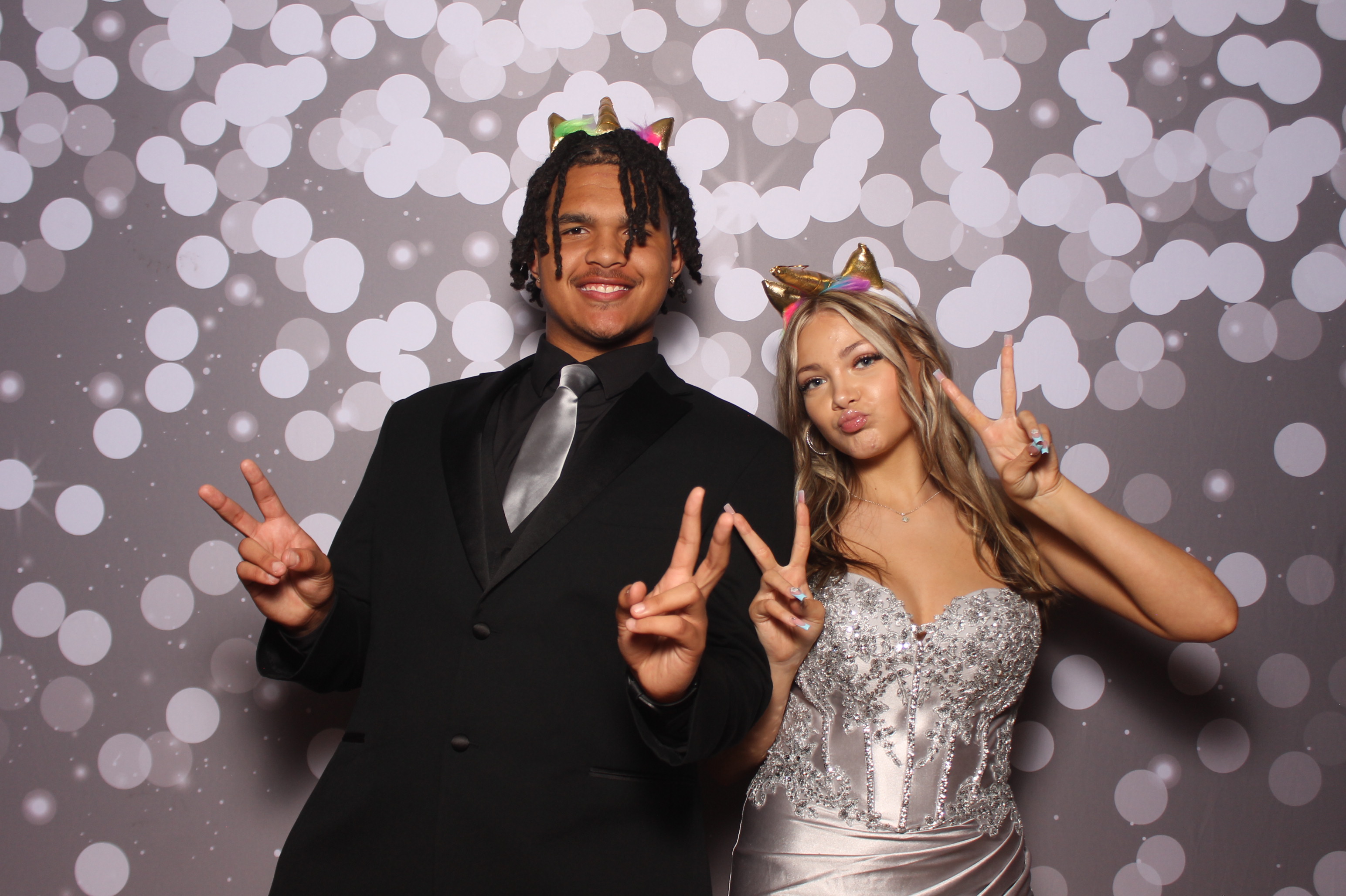 Colerain Prom 2025 | View more photos from the event at gallery.photoboothcincy.com/u/PhotoBoothCincy/Colerain-Prom-2025