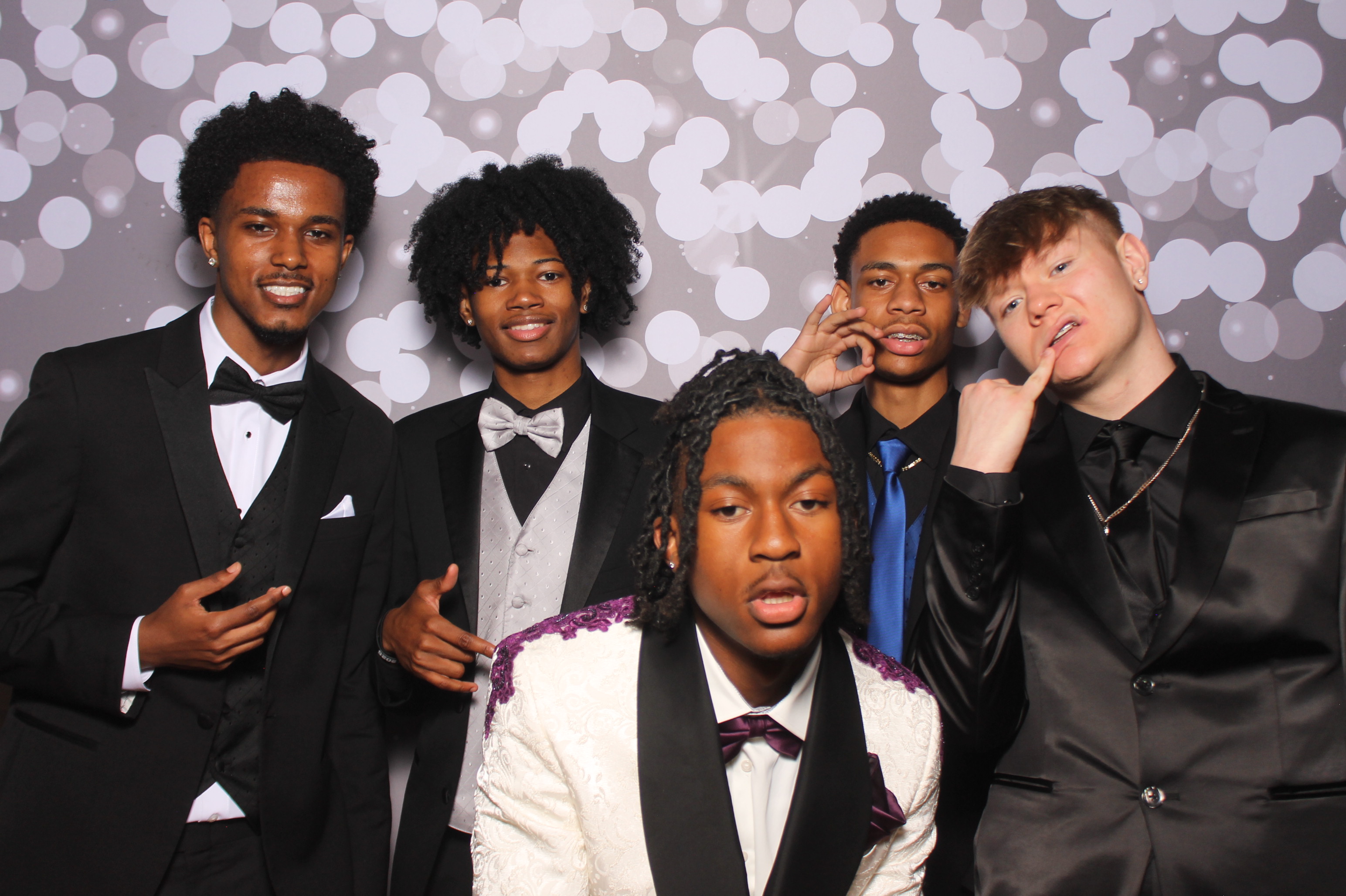 Colerain Prom 2025 | View more photos from the event at gallery.photoboothcincy.com/u/PhotoBoothCincy/Colerain-Prom-2025