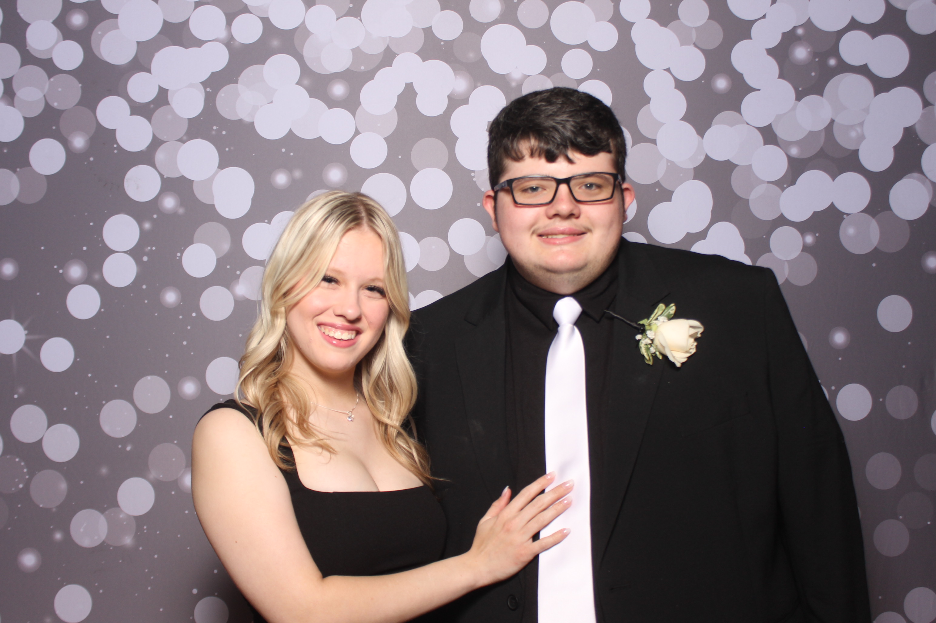 Colerain Prom 2025 | View more photos from the event at gallery.photoboothcincy.com/u/PhotoBoothCincy/Colerain-Prom-2025