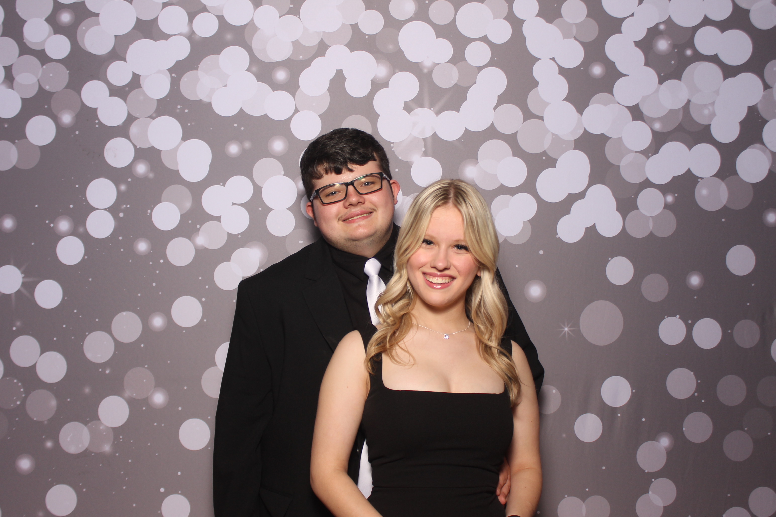 Colerain Prom 2025 | View more photos from the event at gallery.photoboothcincy.com/u/PhotoBoothCincy/Colerain-Prom-2025