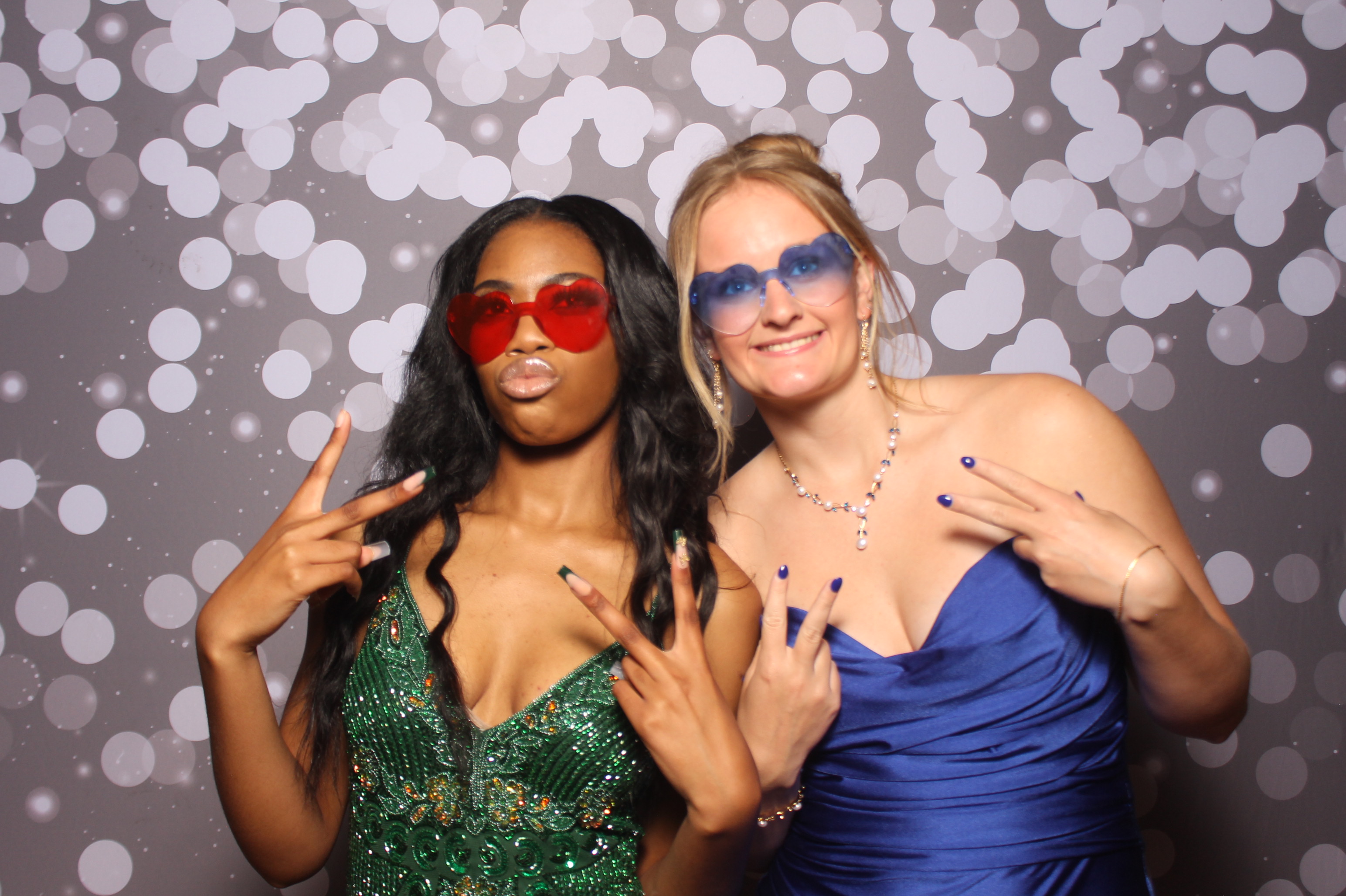 Colerain Prom 2025 | View more photos from the event at gallery.photoboothcincy.com/u/PhotoBoothCincy/Colerain-Prom-2025
