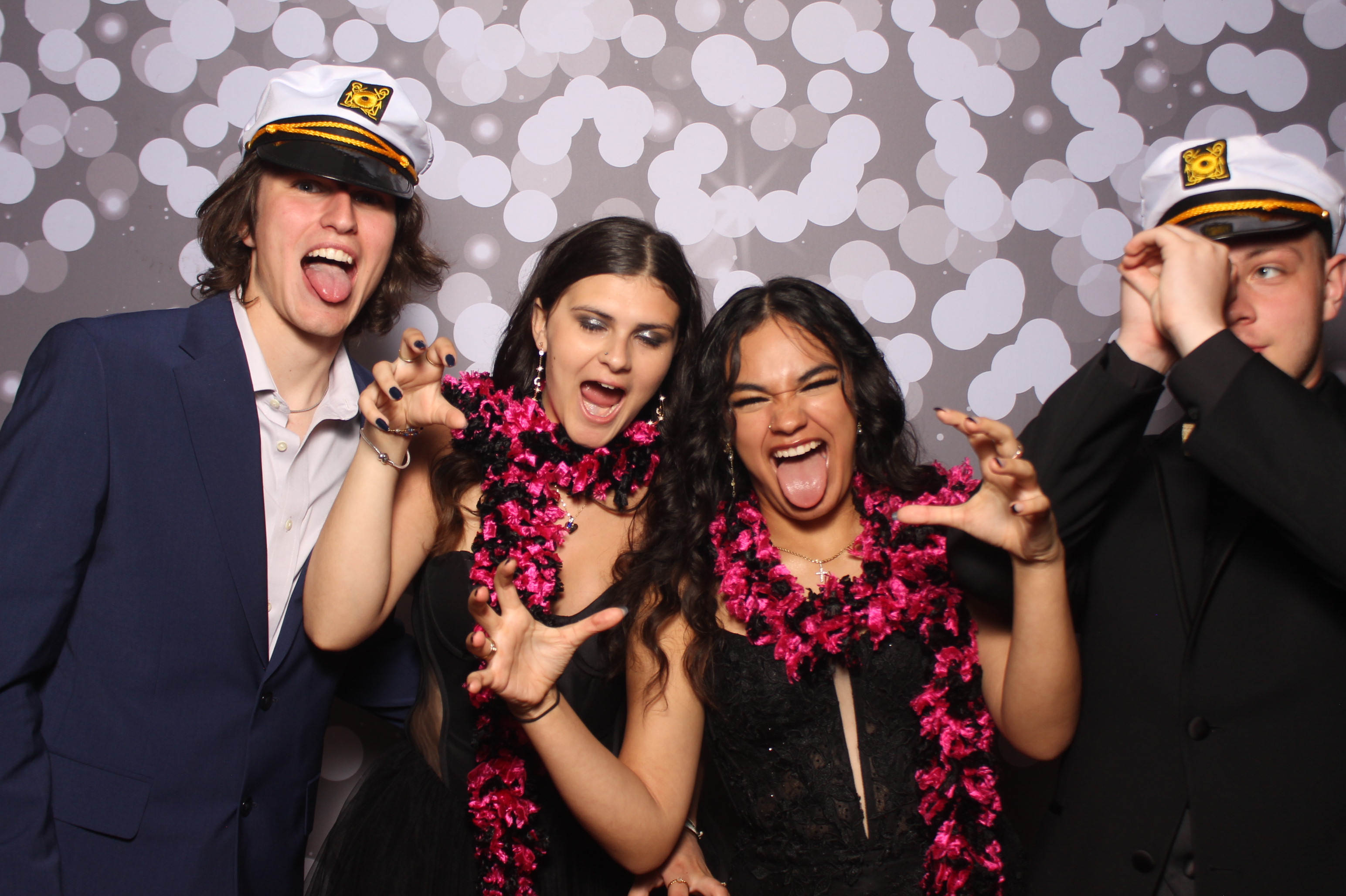 Colerain Prom 2025 | View more photos from the event at gallery.photoboothcincy.com/u/PhotoBoothCincy/Colerain-Prom-2025
