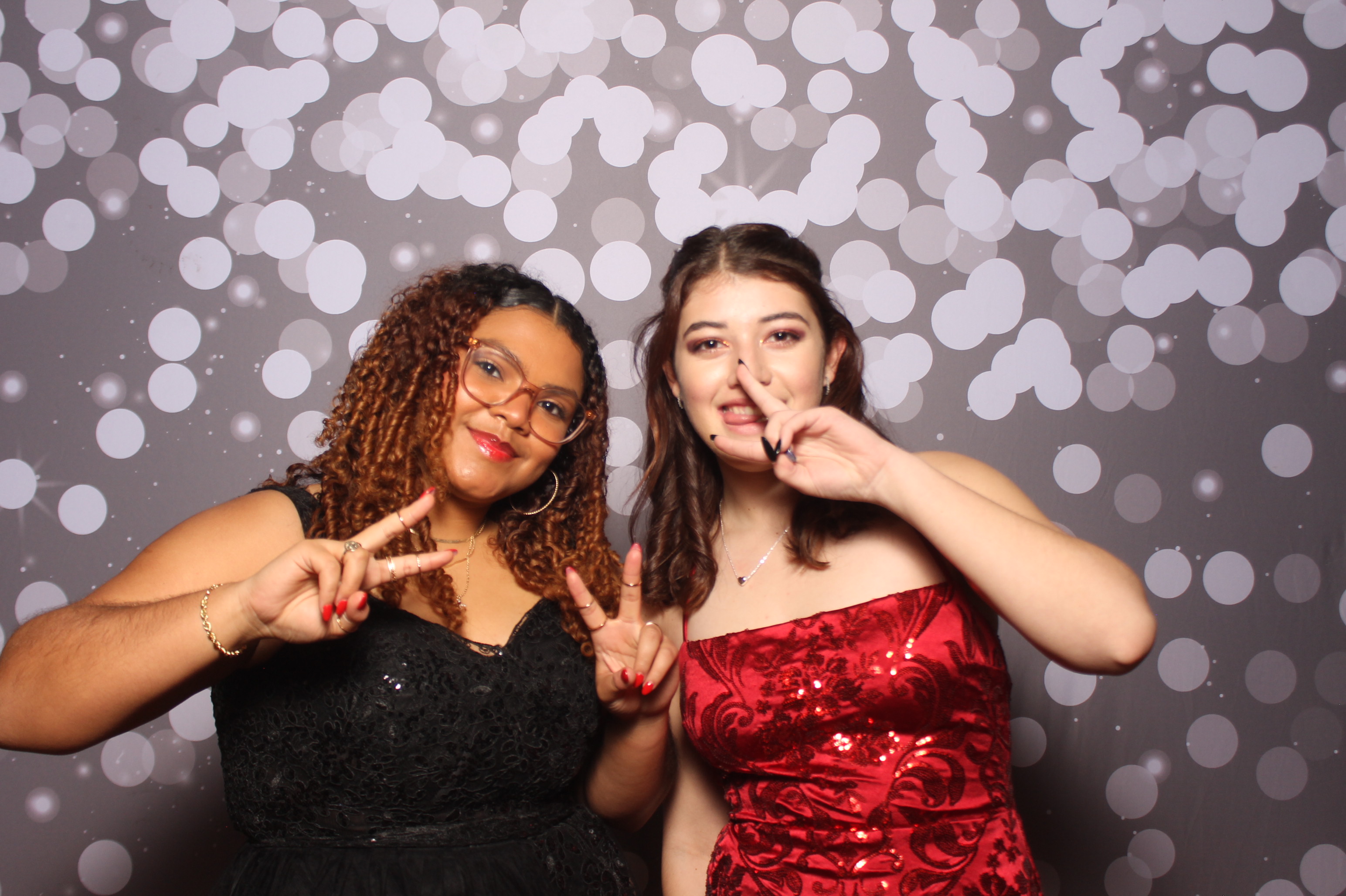 Colerain Prom 2025 | View more photos from the event at gallery.photoboothcincy.com/u/PhotoBoothCincy/Colerain-Prom-2025