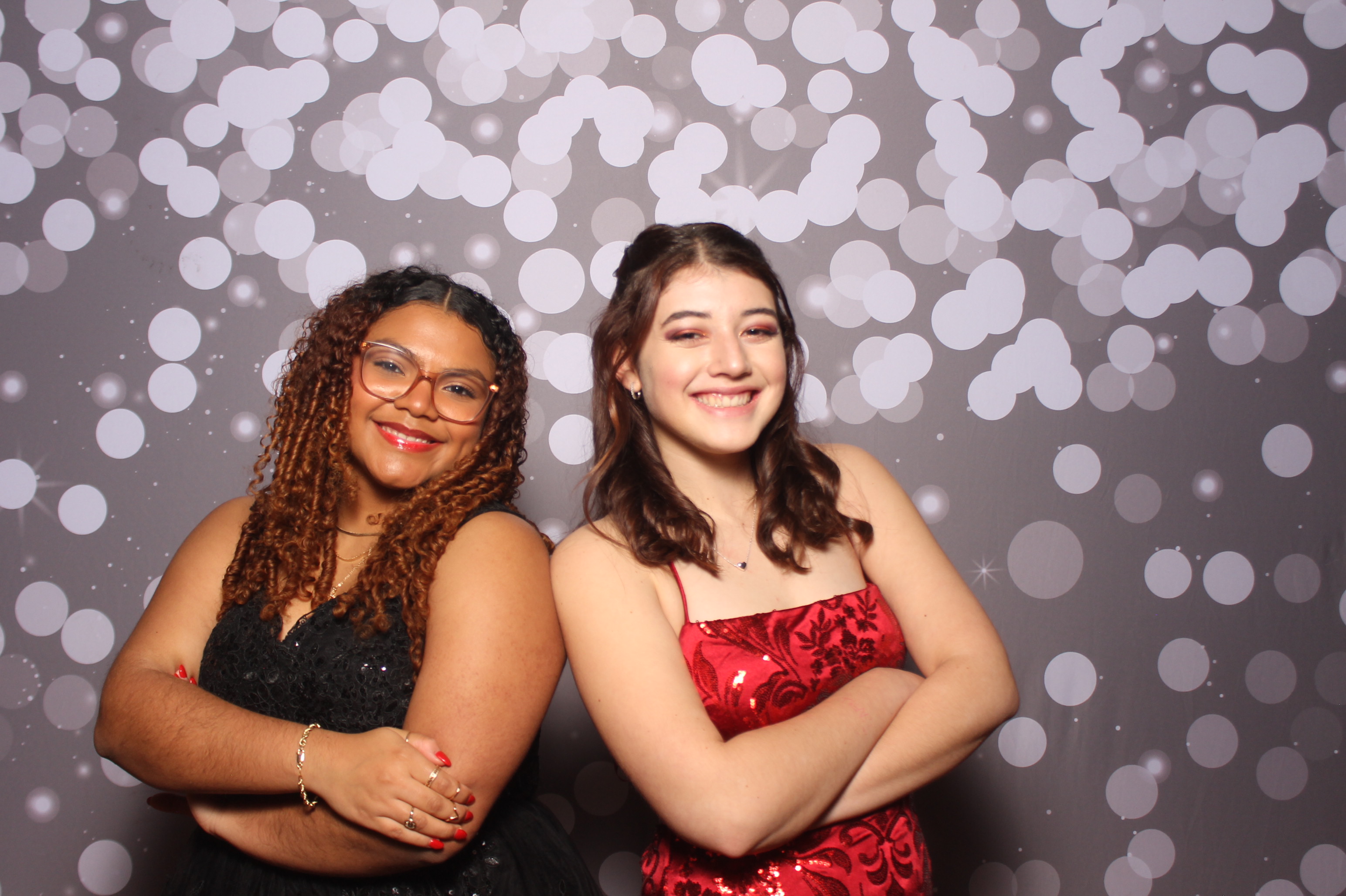 Colerain Prom 2025 | View more photos from the event at gallery.photoboothcincy.com/u/PhotoBoothCincy/Colerain-Prom-2025