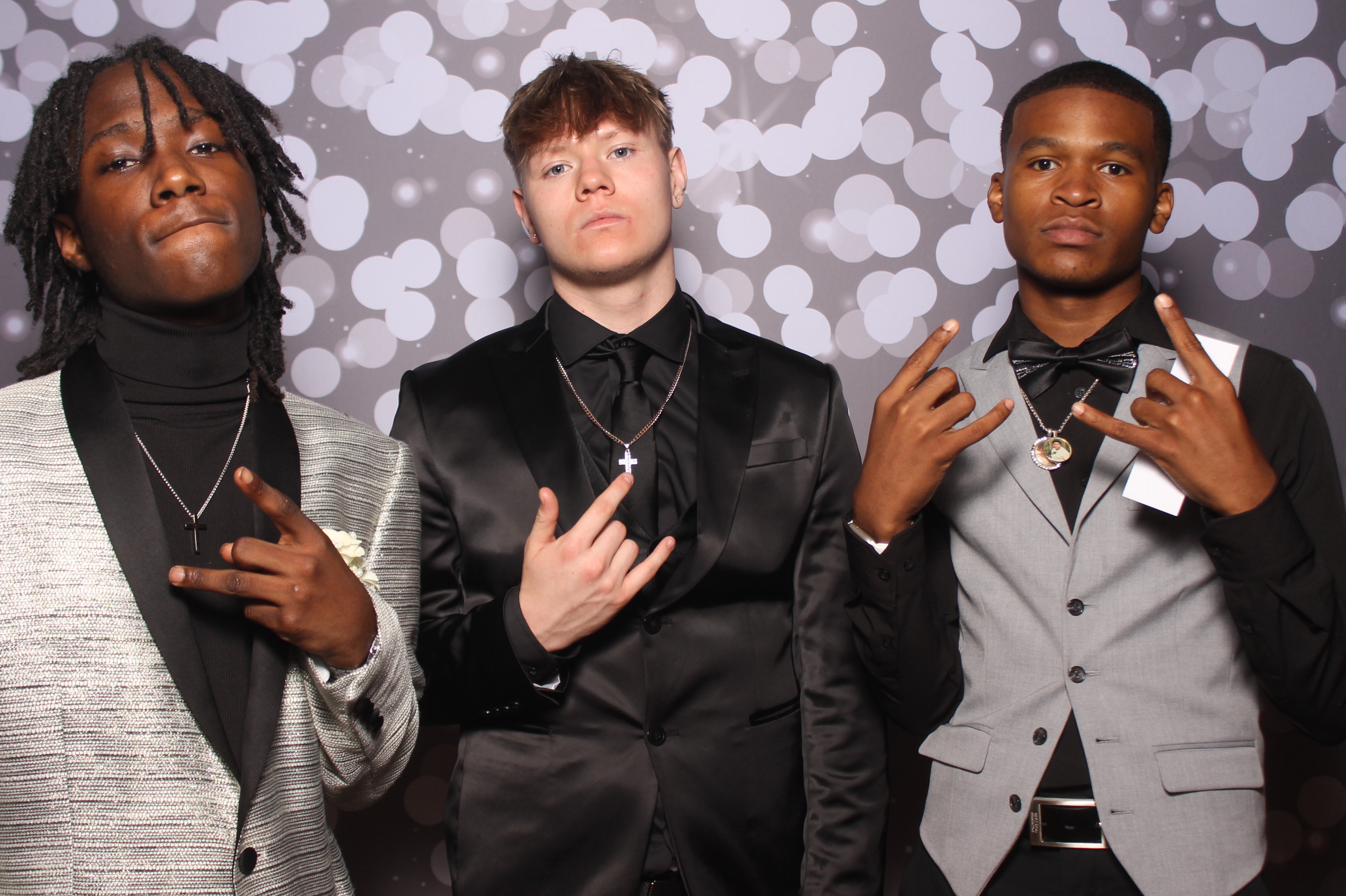 Colerain Prom 2025 | View more photos from the event at gallery.photoboothcincy.com/u/PhotoBoothCincy/Colerain-Prom-2025