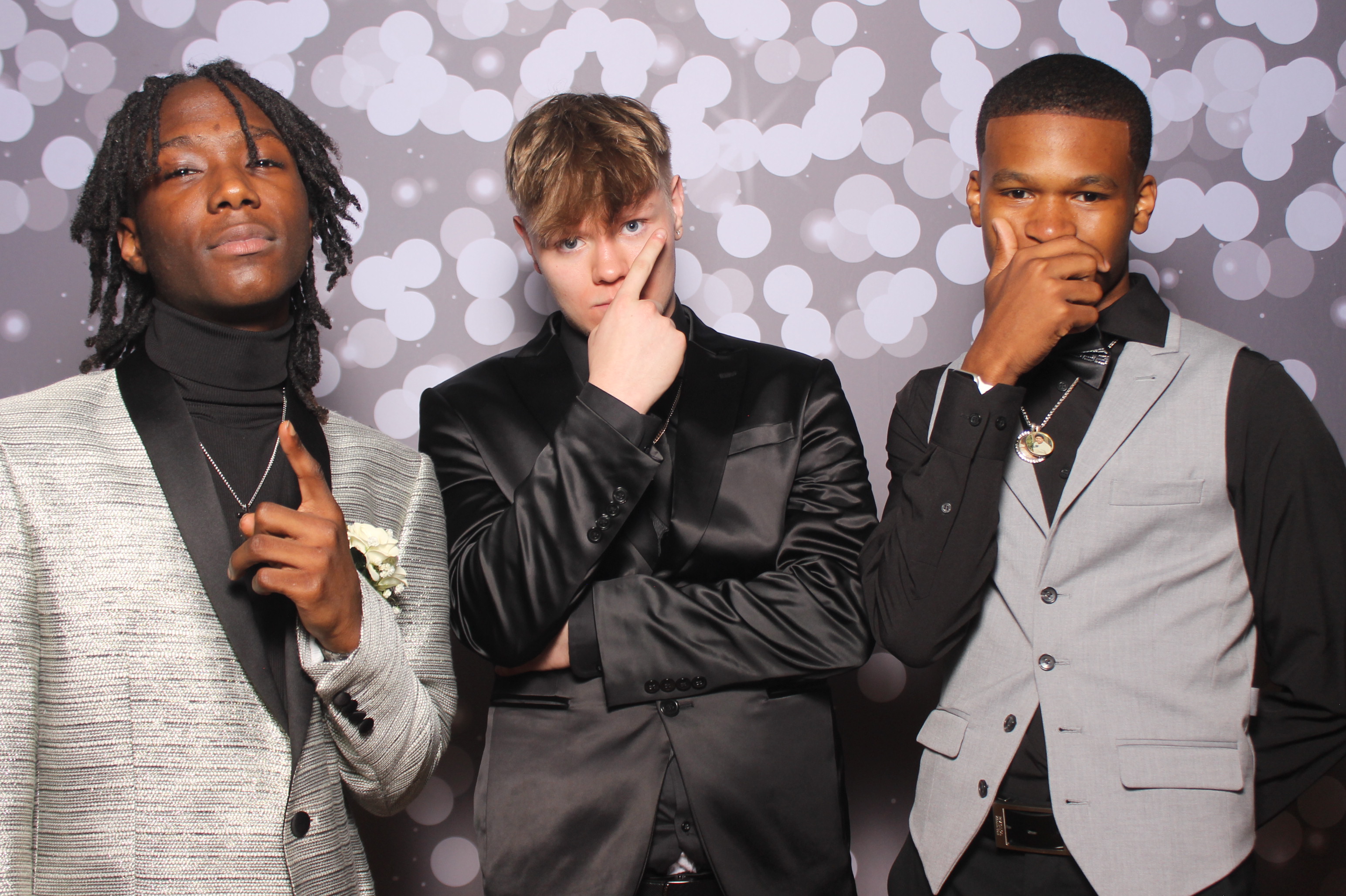 Colerain Prom 2025 | View more photos from the event at gallery.photoboothcincy.com/u/PhotoBoothCincy/Colerain-Prom-2025