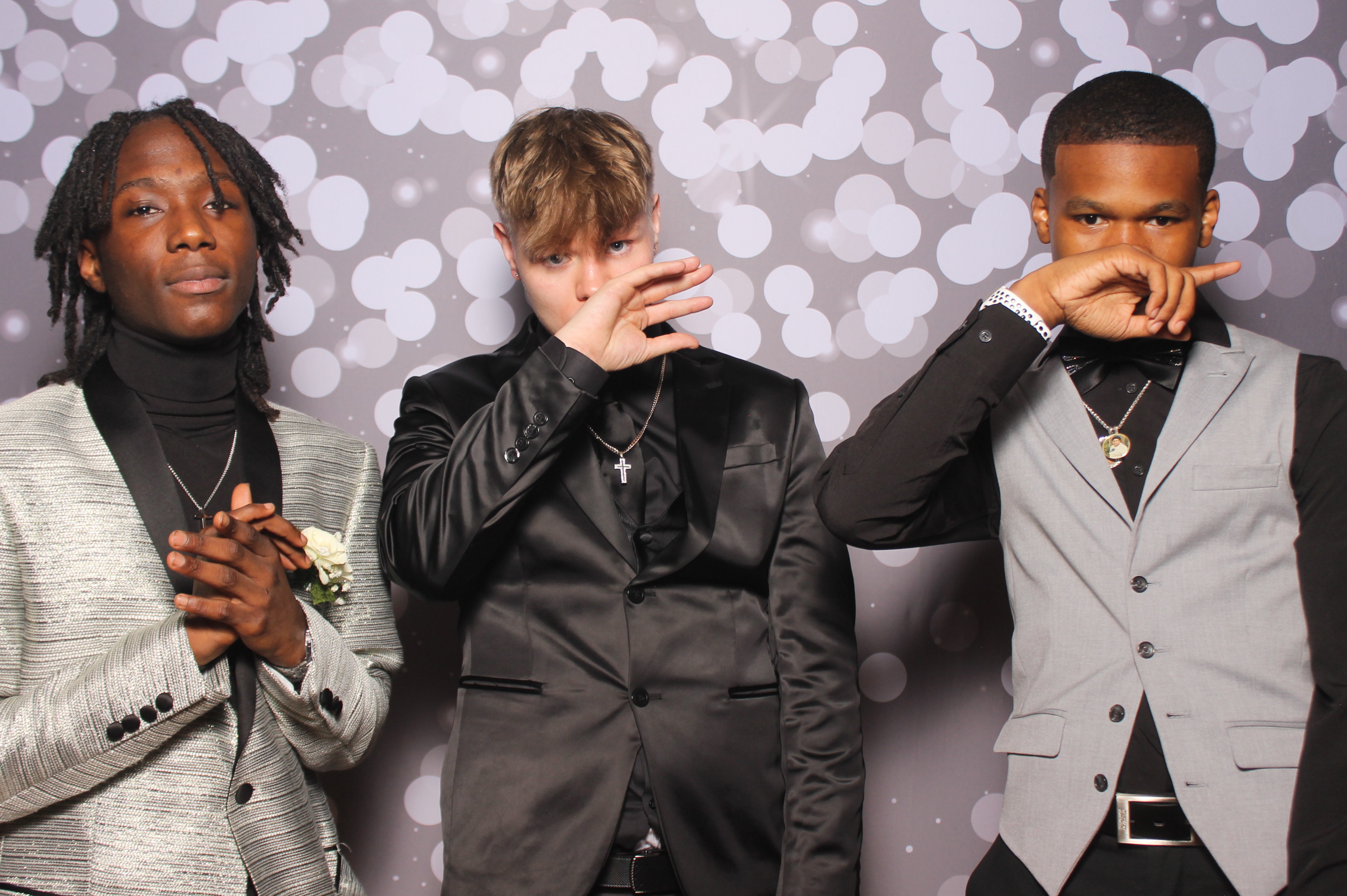 Colerain Prom 2025 | View more photos from the event at gallery.photoboothcincy.com/u/PhotoBoothCincy/Colerain-Prom-2025