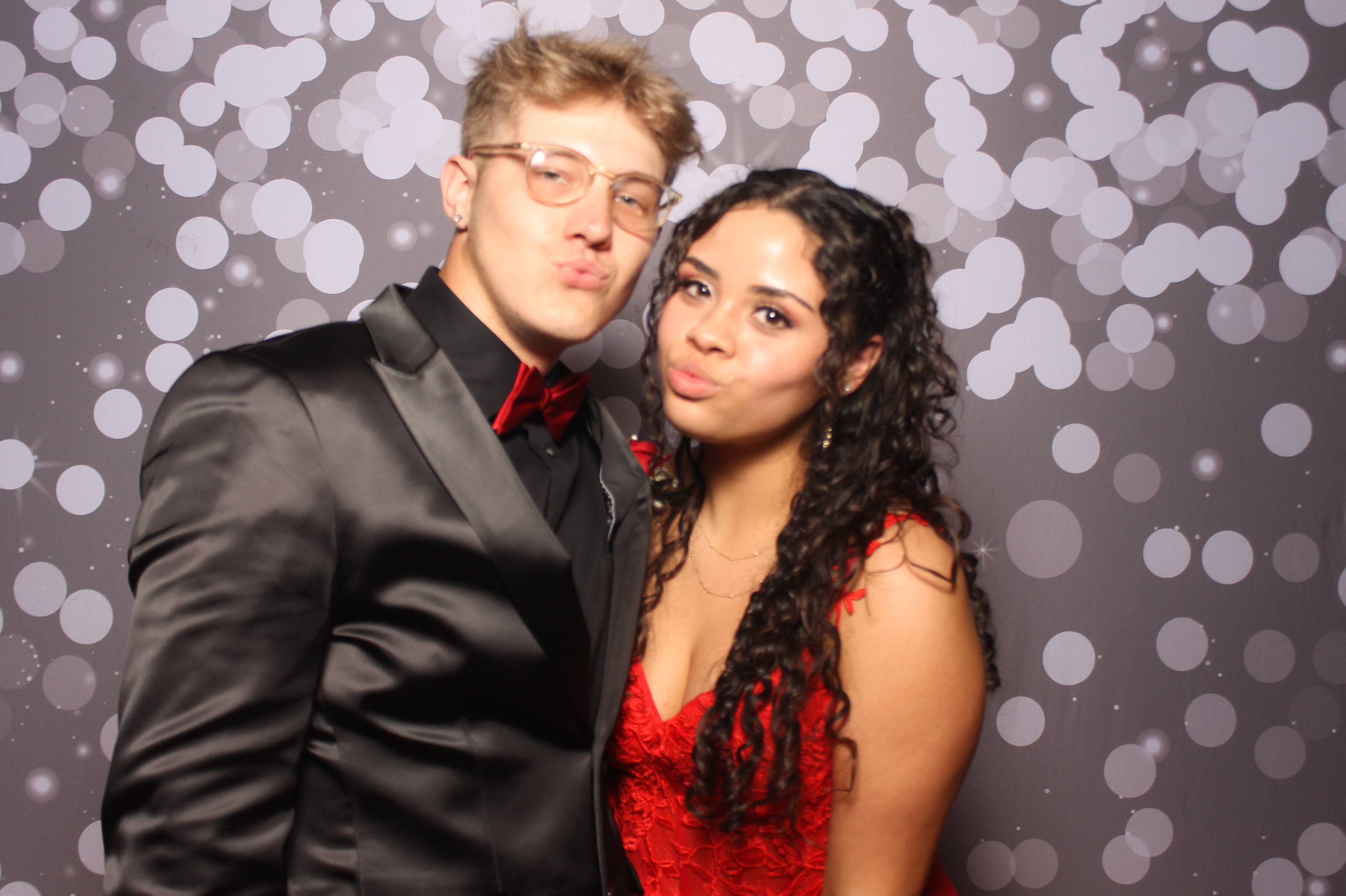 Colerain Prom 2025 | View more photos from the event at gallery.photoboothcincy.com/u/PhotoBoothCincy/Colerain-Prom-2025