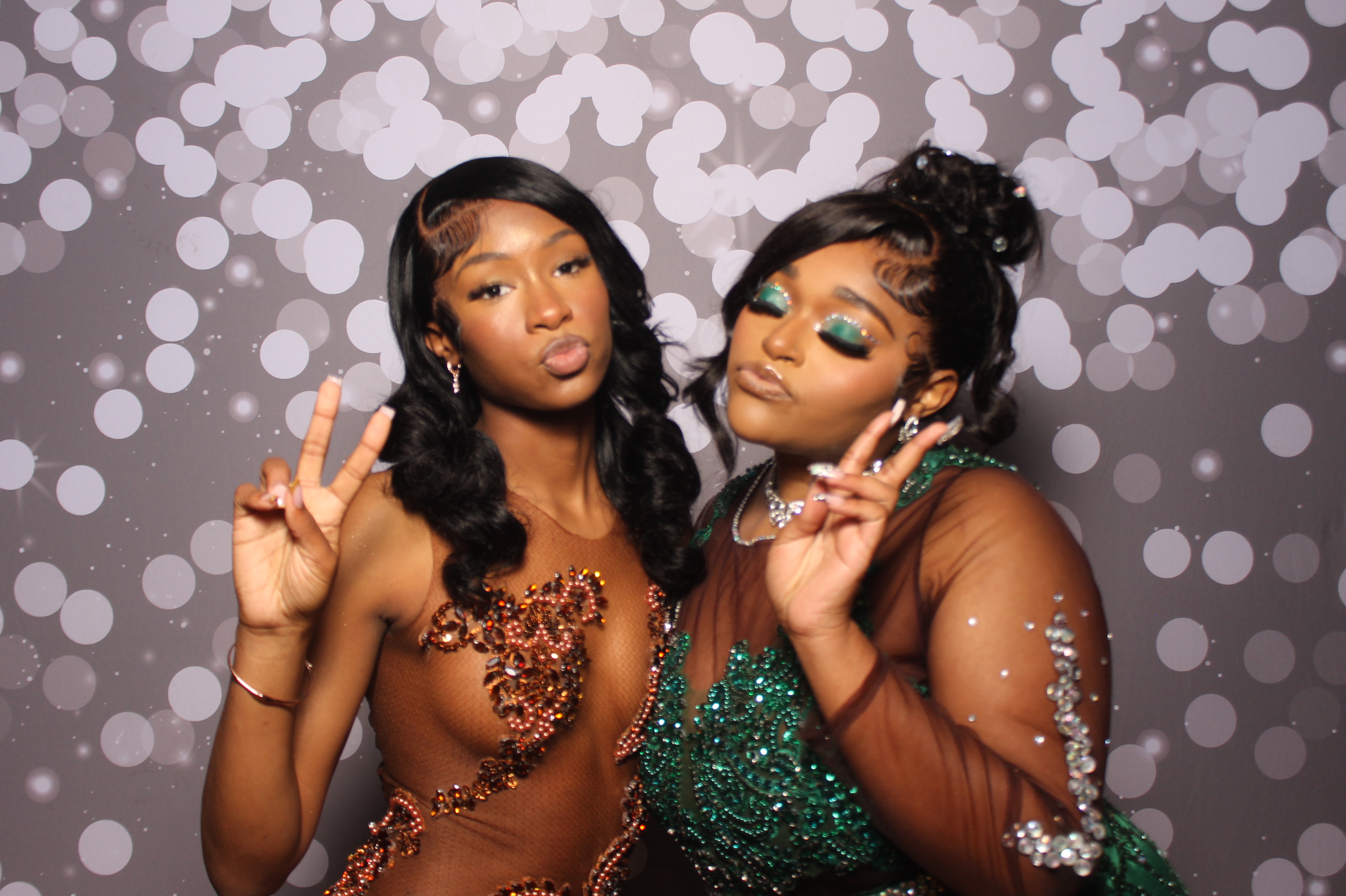 Colerain Prom 2025 | View more photos from the event at gallery.photoboothcincy.com/u/PhotoBoothCincy/Colerain-Prom-2025