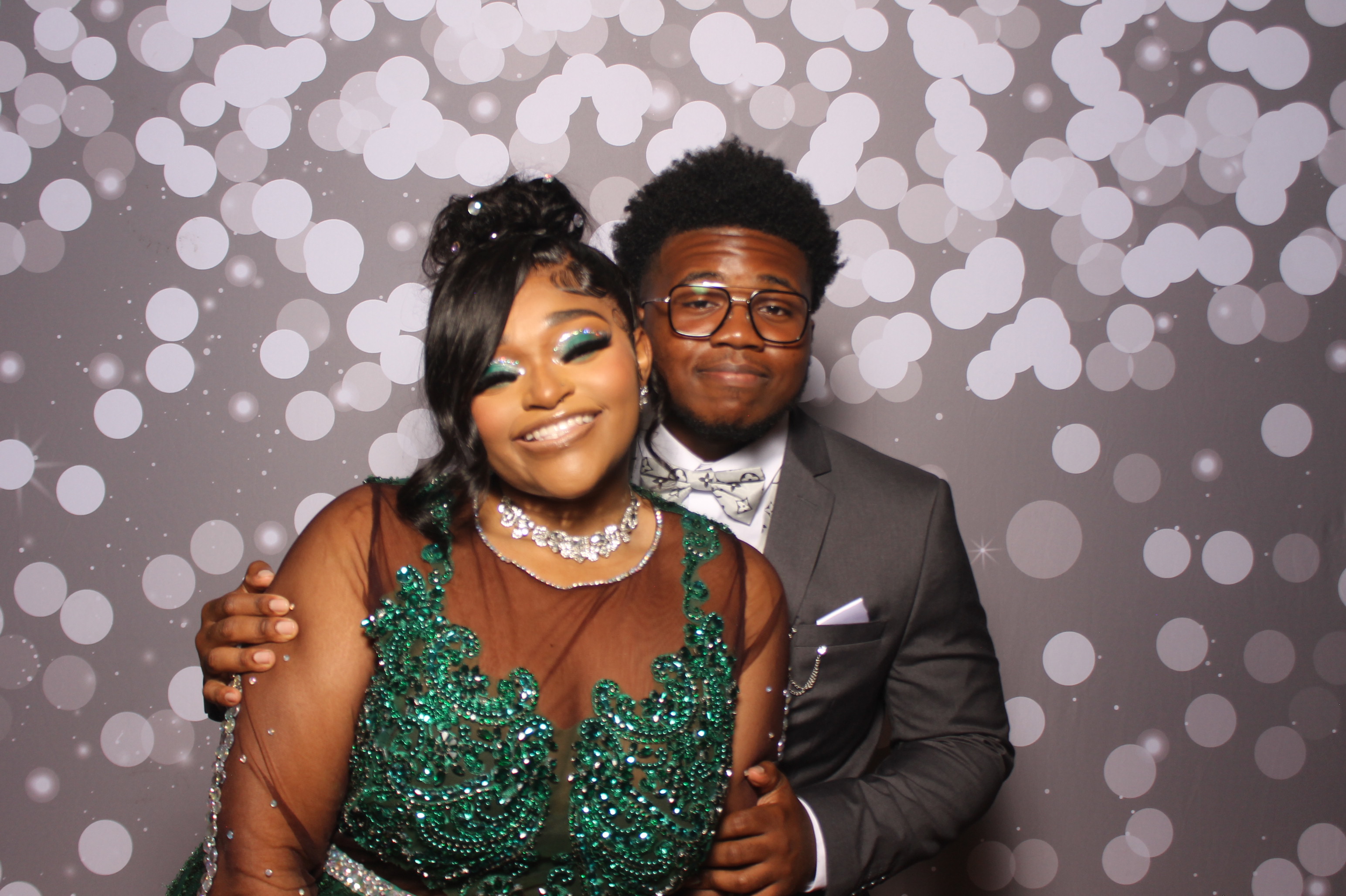 Colerain Prom 2025 | View more photos from the event at gallery.photoboothcincy.com/u/PhotoBoothCincy/Colerain-Prom-2025