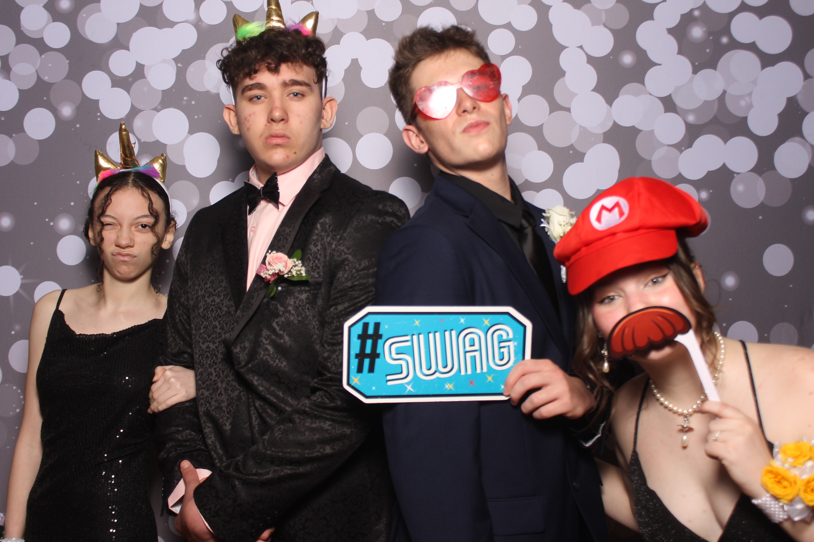 Colerain Prom 2025 | View more photos from the event at gallery.photoboothcincy.com/u/PhotoBoothCincy/Colerain-Prom-2025