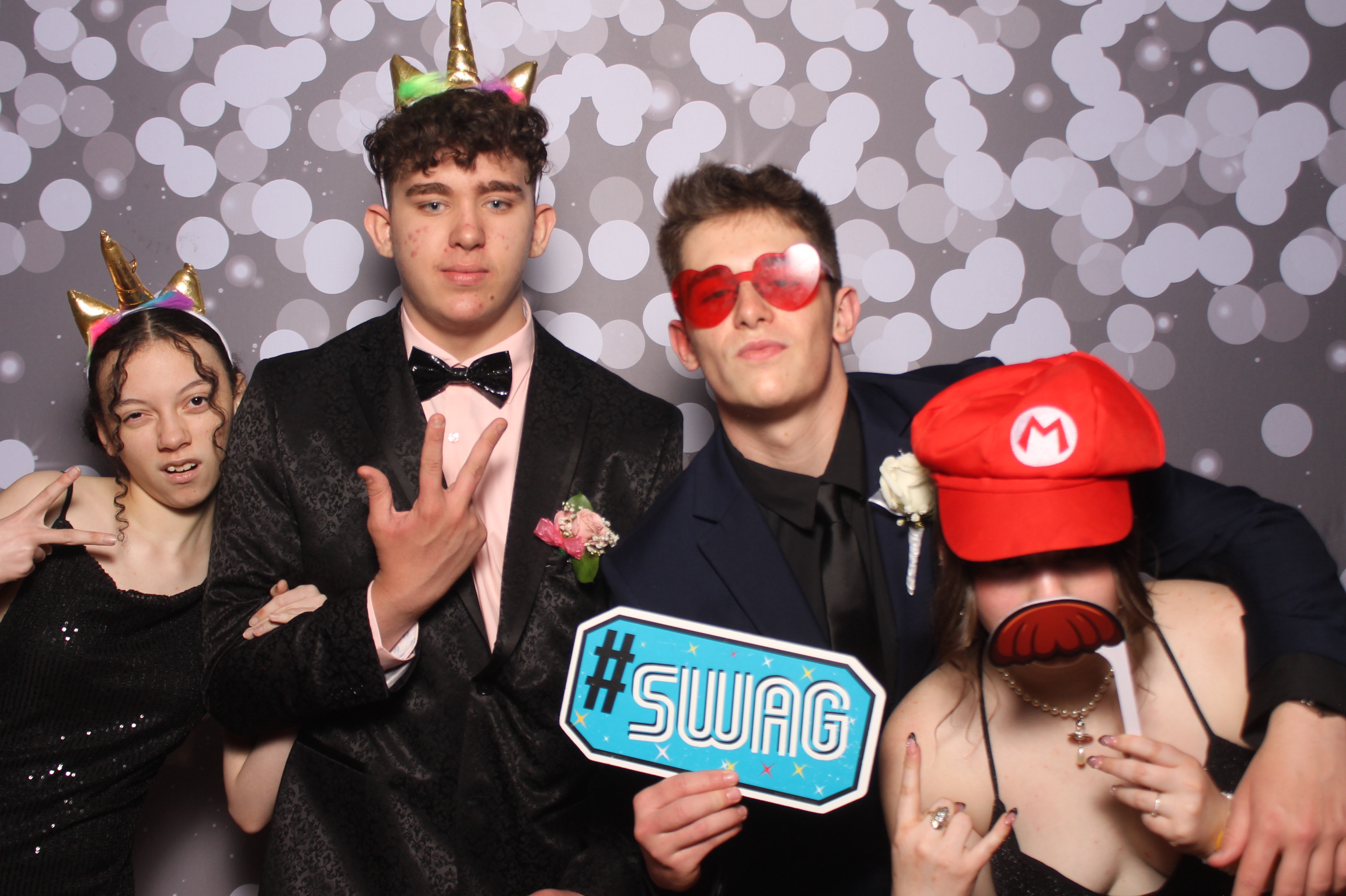 Colerain Prom 2025 | View more photos from the event at gallery.photoboothcincy.com/u/PhotoBoothCincy/Colerain-Prom-2025