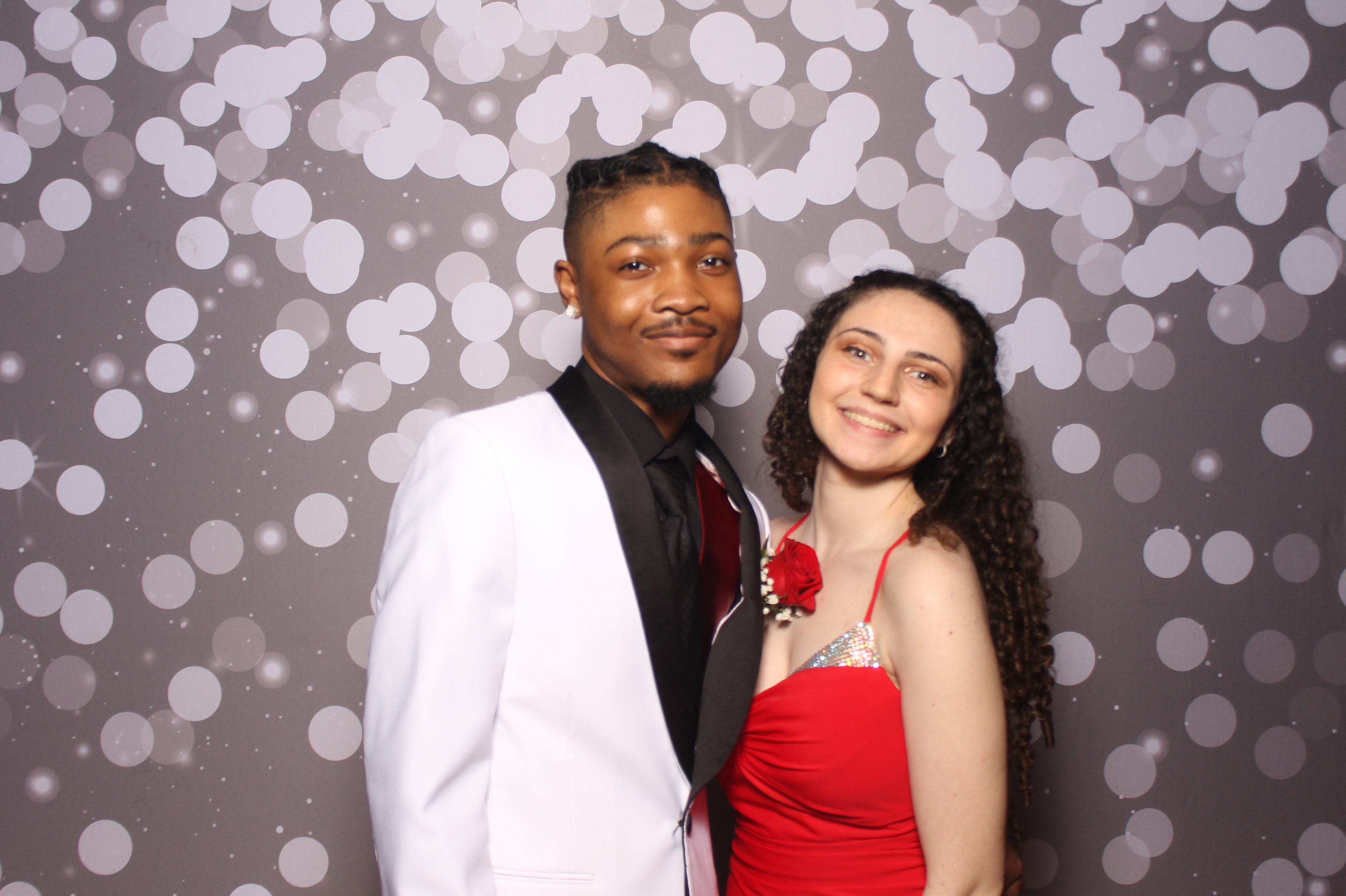 Colerain Prom 2025 | View more photos from the event at gallery.photoboothcincy.com/u/PhotoBoothCincy/Colerain-Prom-2025