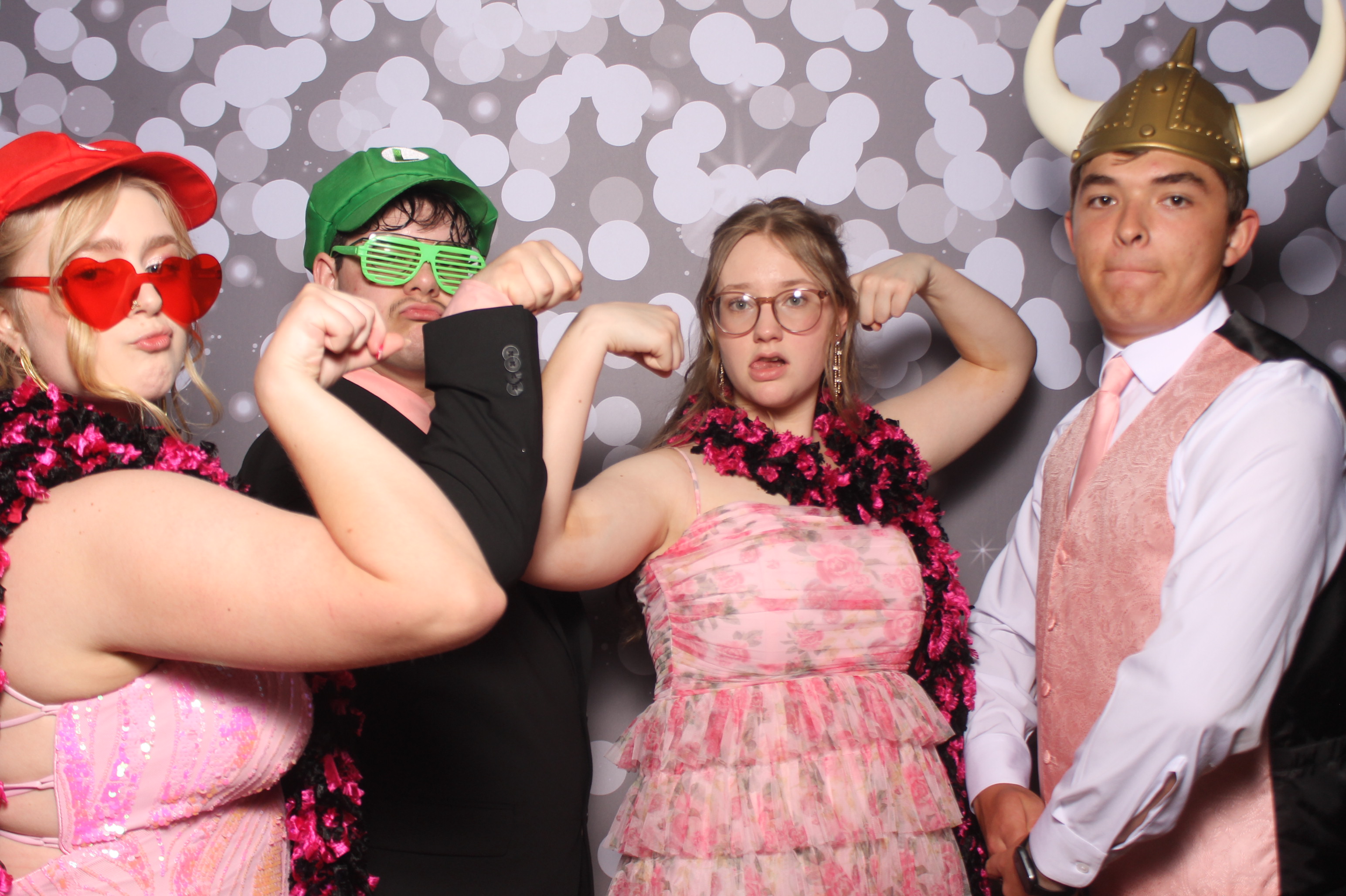 Colerain Prom 2025 | View more photos from the event at gallery.photoboothcincy.com/u/PhotoBoothCincy/Colerain-Prom-2025