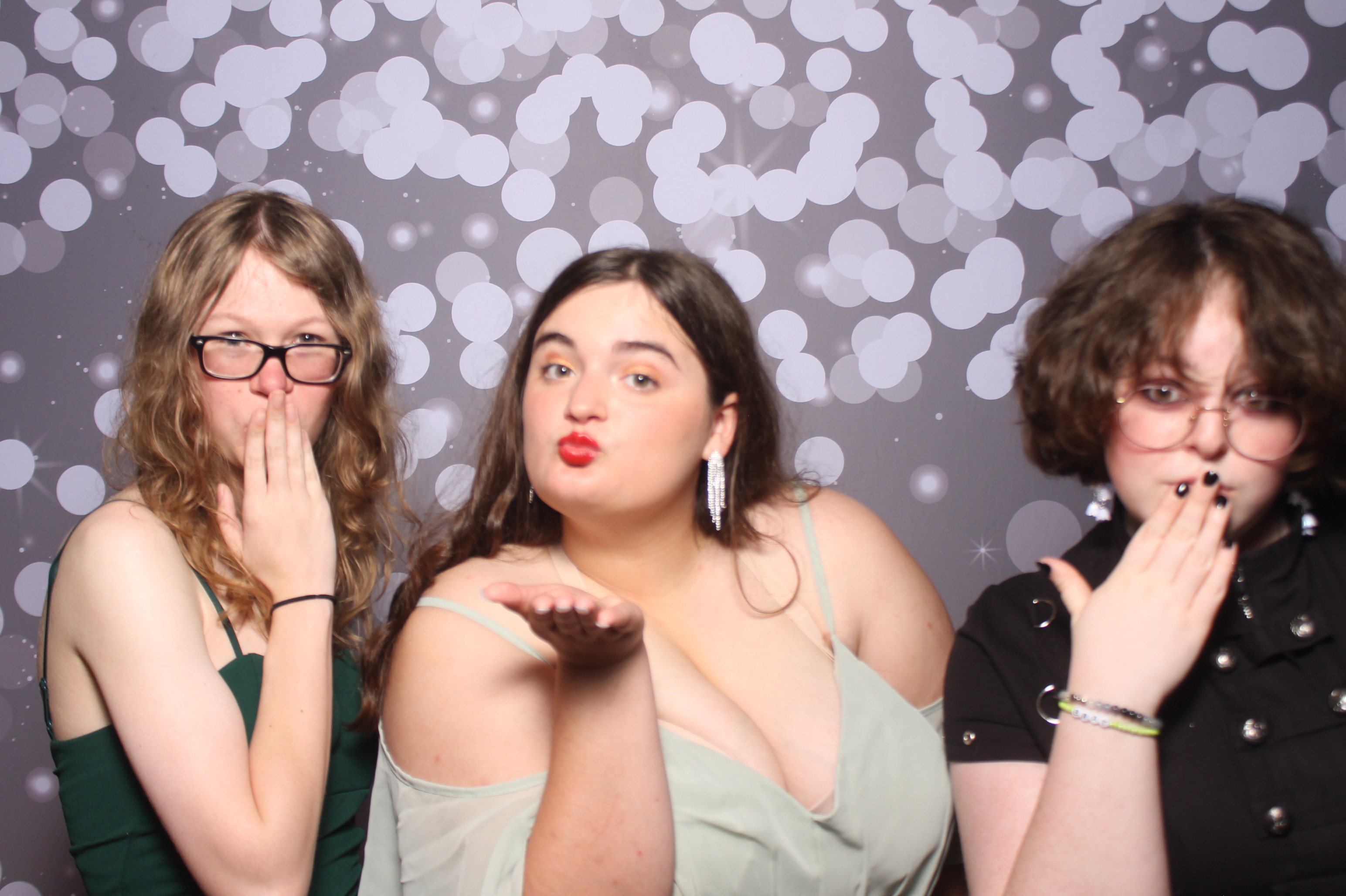Colerain Prom 2025 | View more photos from the event at gallery.photoboothcincy.com/u/PhotoBoothCincy/Colerain-Prom-2025