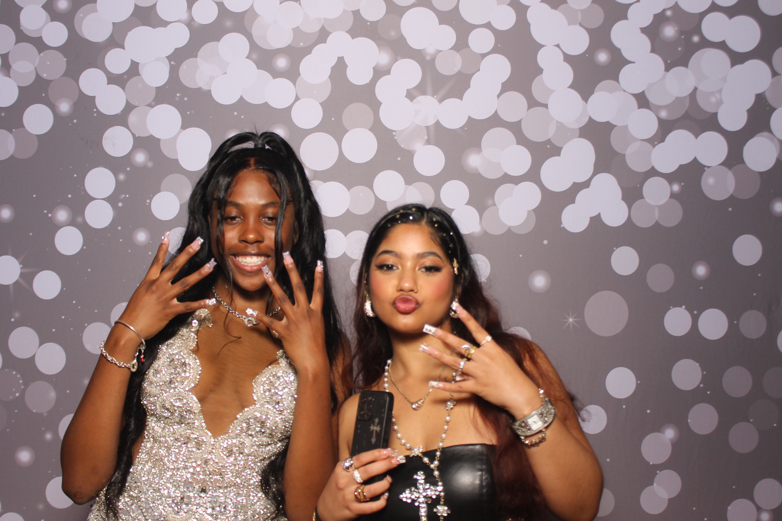 Colerain Prom 2025 | View more photos from the event at gallery.photoboothcincy.com/u/PhotoBoothCincy/Colerain-Prom-2025
