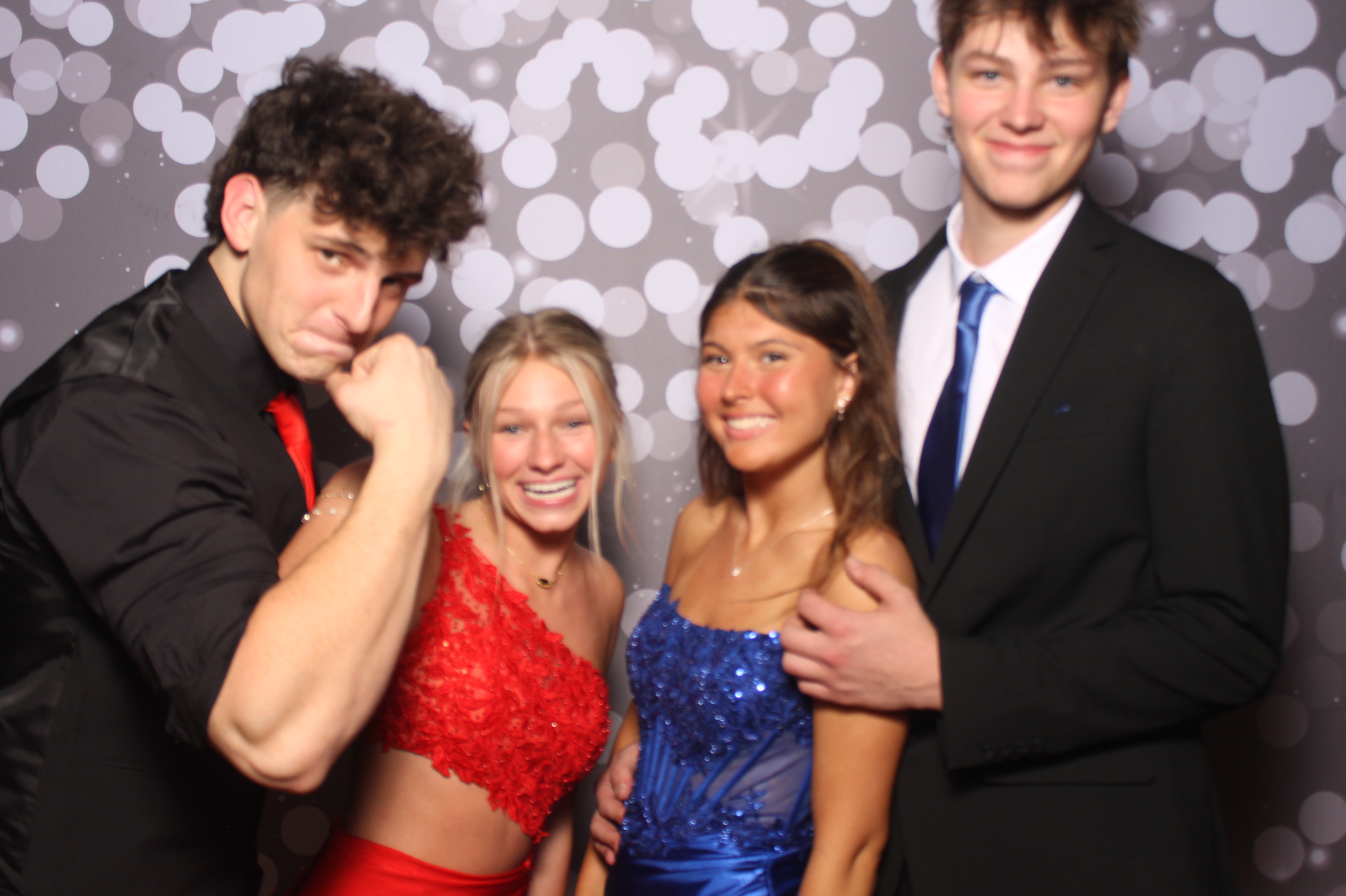 Colerain Prom 2025 | View more photos from the event at gallery.photoboothcincy.com/u/PhotoBoothCincy/Colerain-Prom-2025