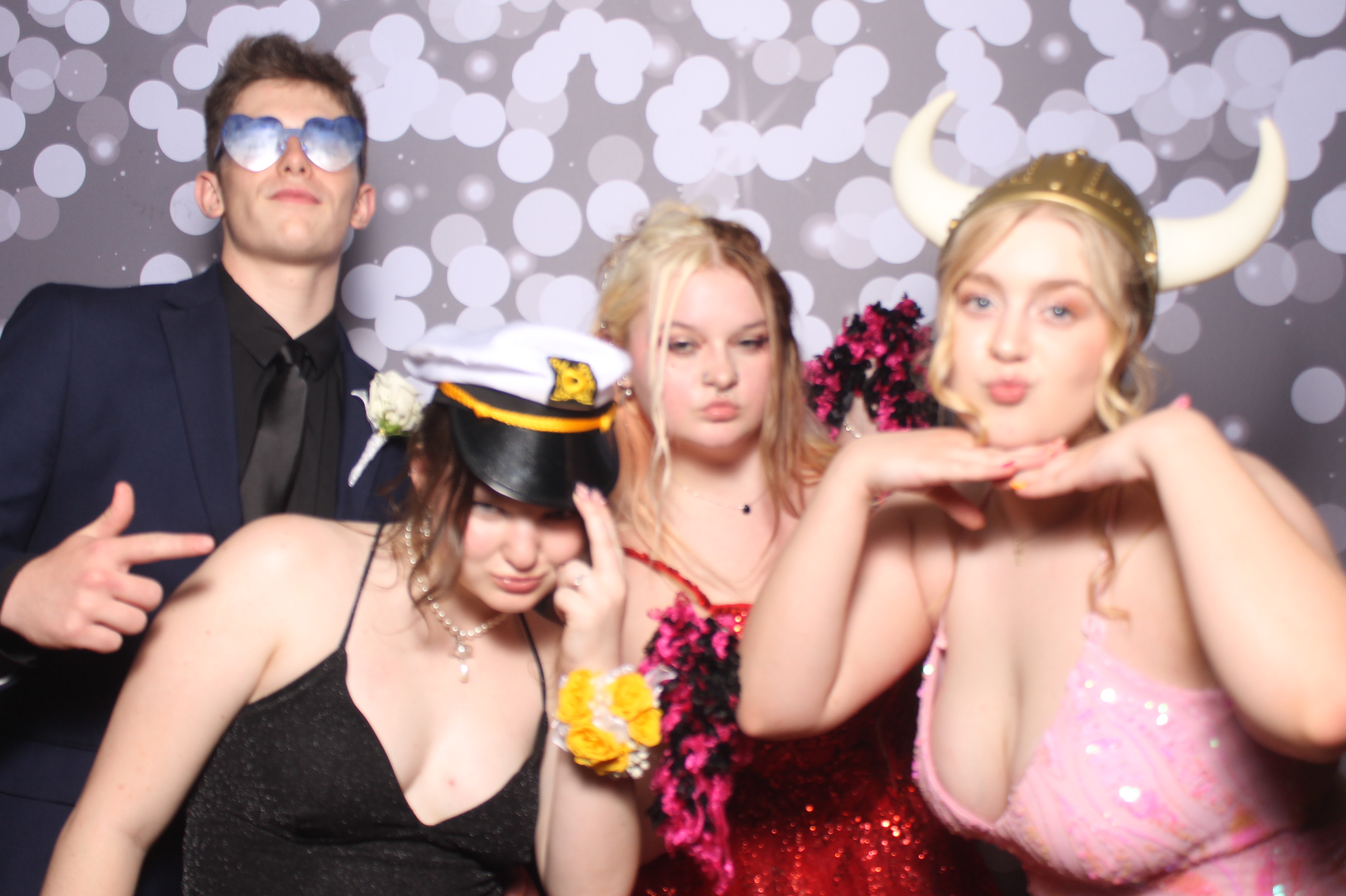 Colerain Prom 2025 | View more photos from the event at gallery.photoboothcincy.com/u/PhotoBoothCincy/Colerain-Prom-2025