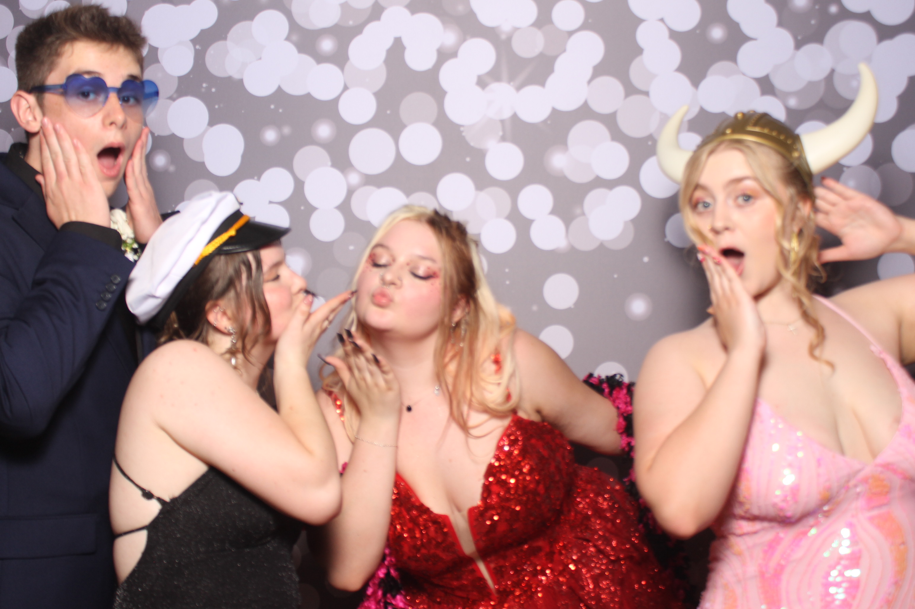Colerain Prom 2025 | View more photos from the event at gallery.photoboothcincy.com/u/PhotoBoothCincy/Colerain-Prom-2025