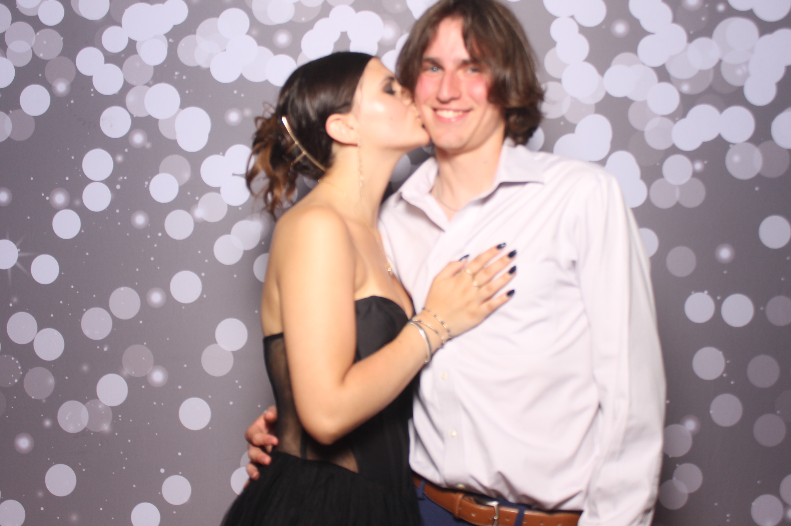 Colerain Prom 2025 | View more photos from the event at gallery.photoboothcincy.com/u/PhotoBoothCincy/Colerain-Prom-2025
