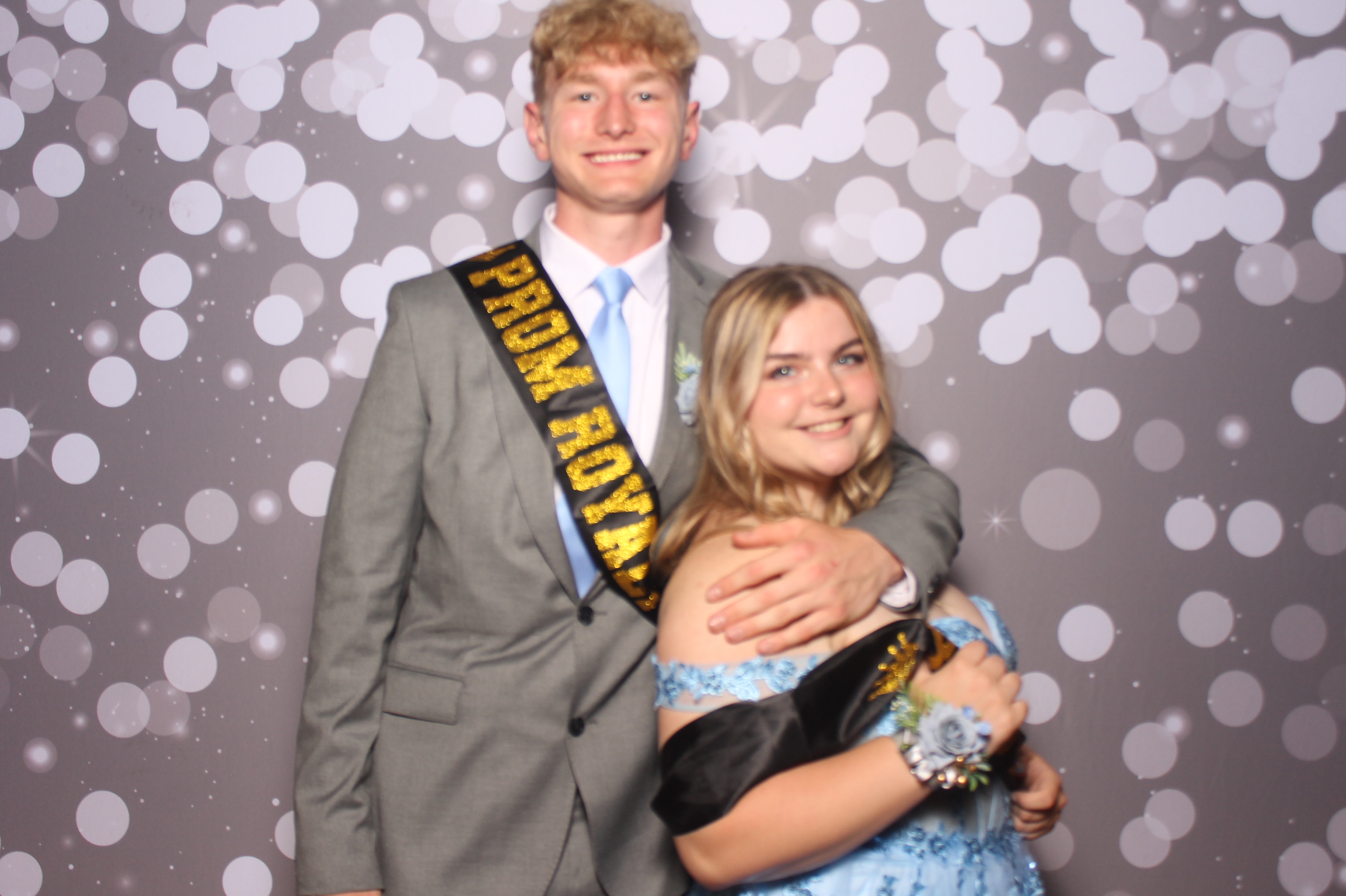 Colerain Prom 2025 | View more photos from the event at gallery.photoboothcincy.com/u/PhotoBoothCincy/Colerain-Prom-2025