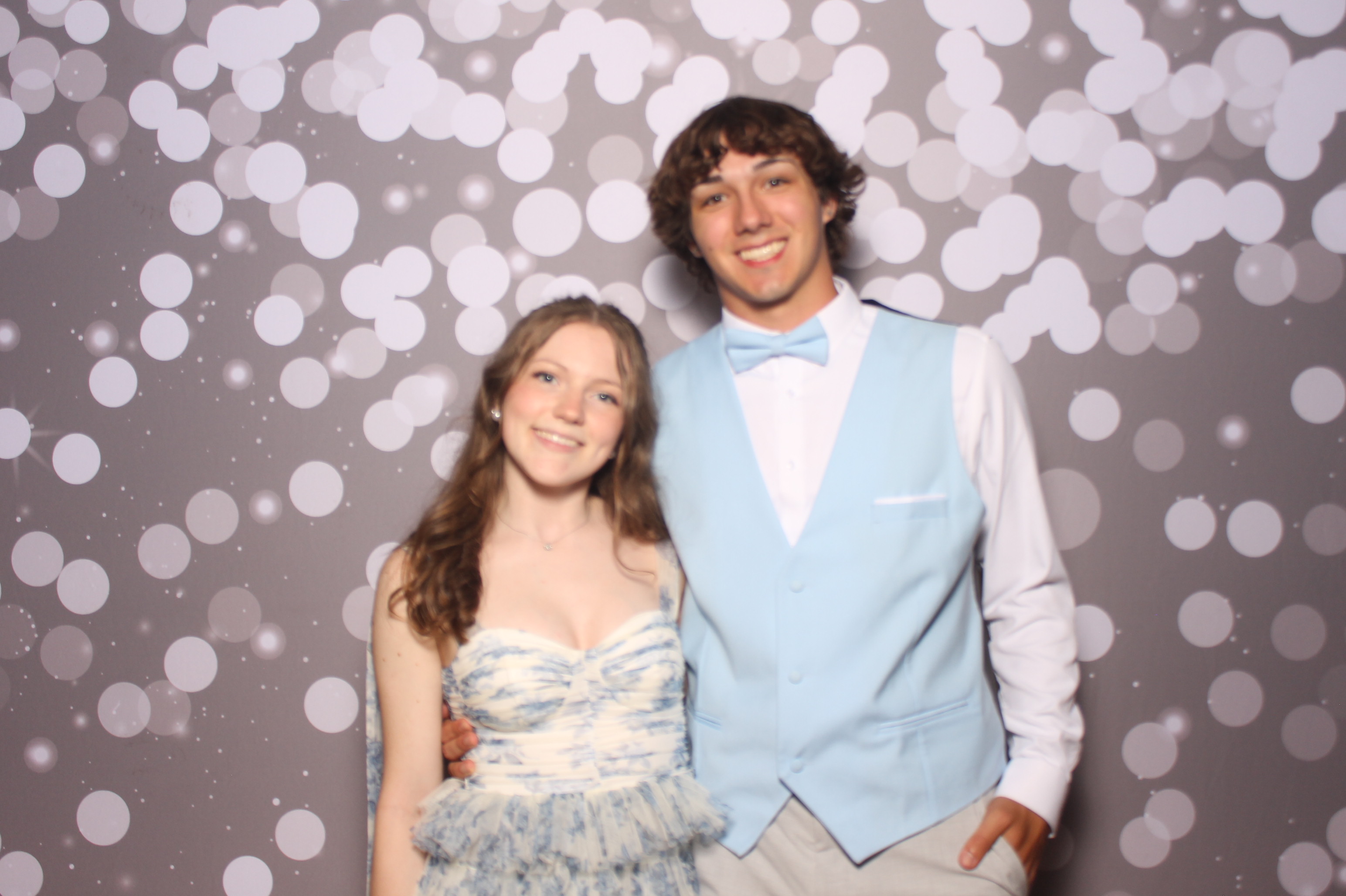 Colerain Prom 2025 | View more photos from the event at gallery.photoboothcincy.com/u/PhotoBoothCincy/Colerain-Prom-2025