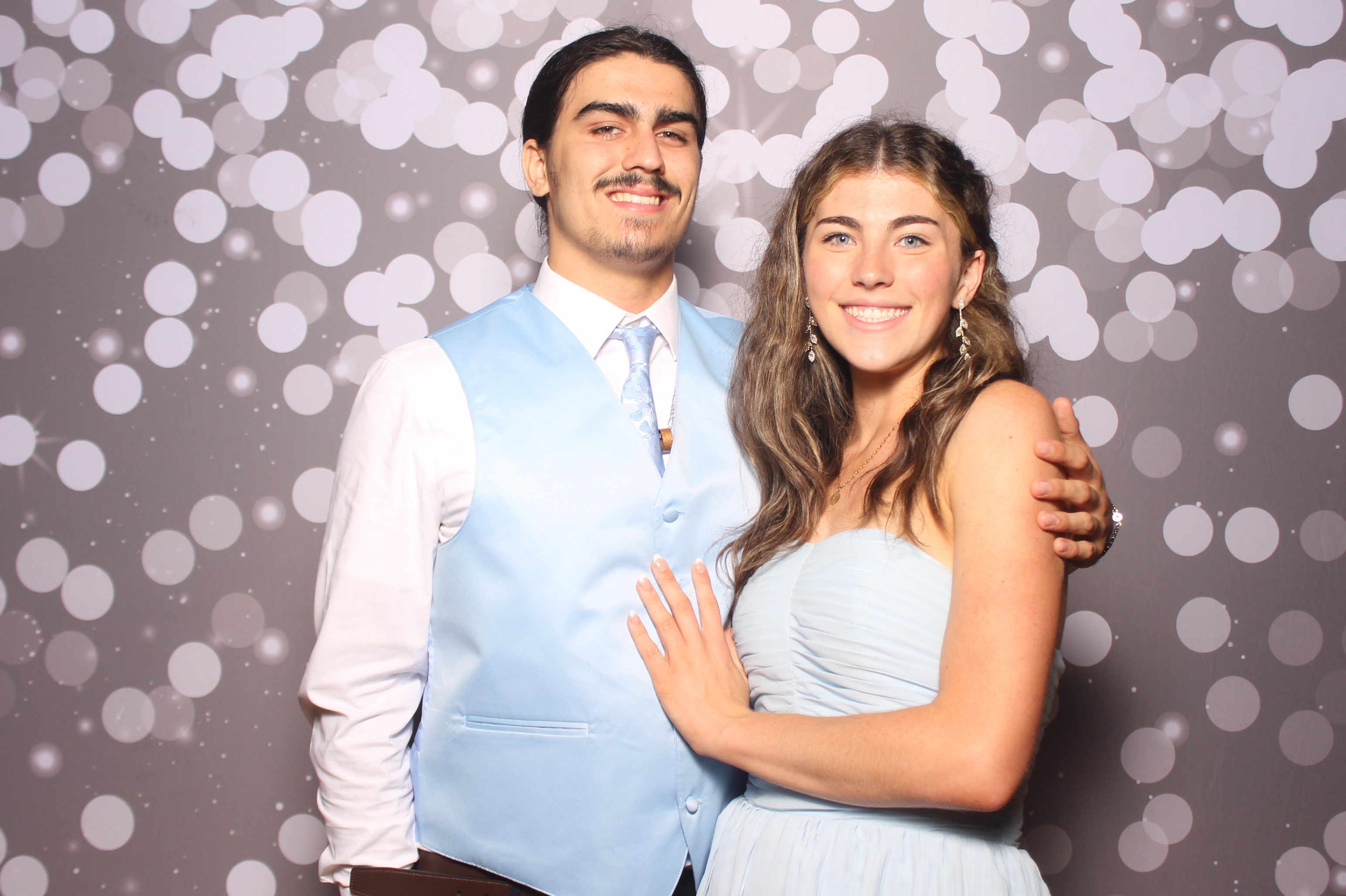 Colerain Prom 2025 | View more photos from the event at gallery.photoboothcincy.com/u/PhotoBoothCincy/Colerain-Prom-2025