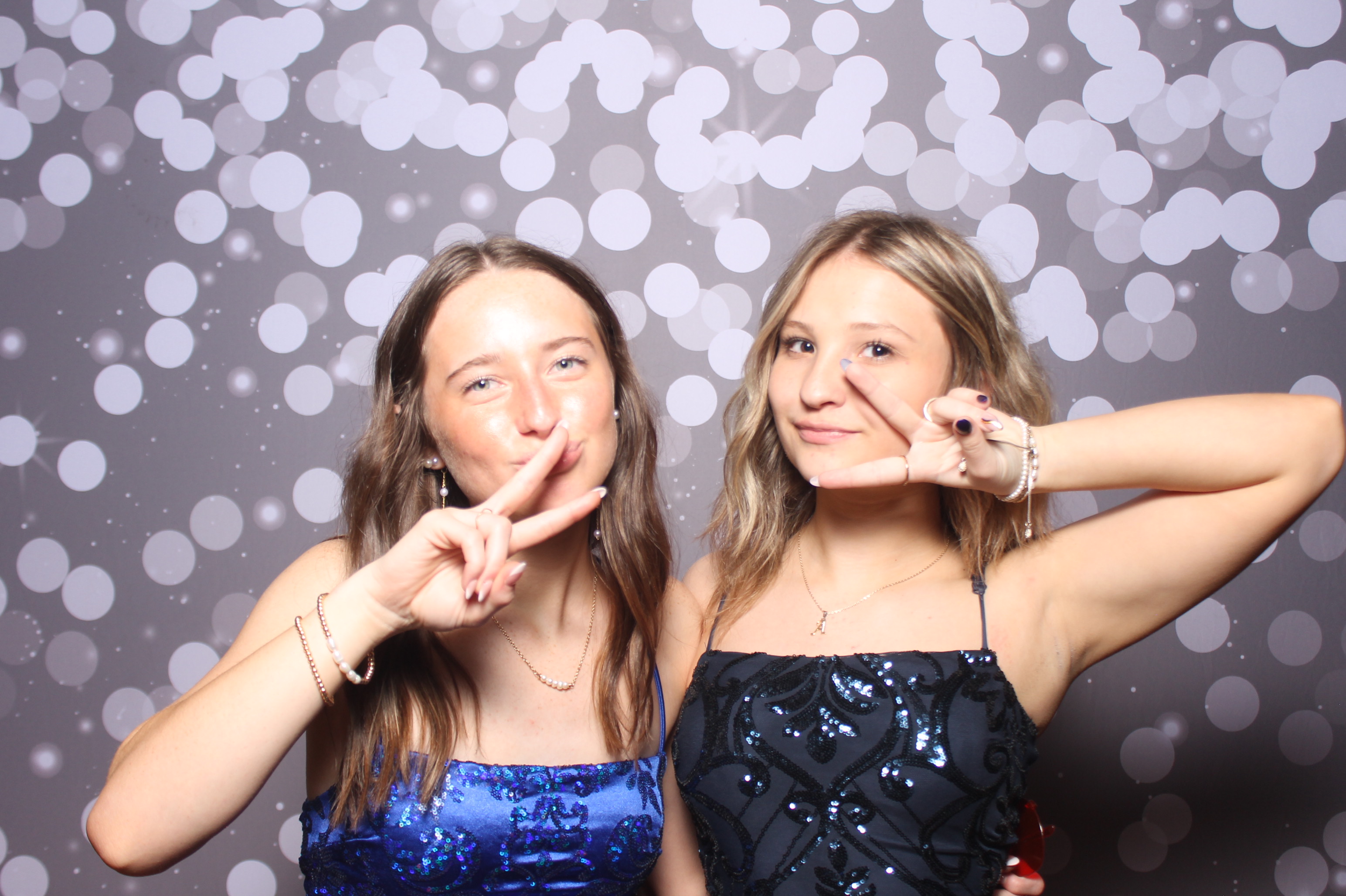 Colerain Prom 2025 | View more photos from the event at gallery.photoboothcincy.com/u/PhotoBoothCincy/Colerain-Prom-2025