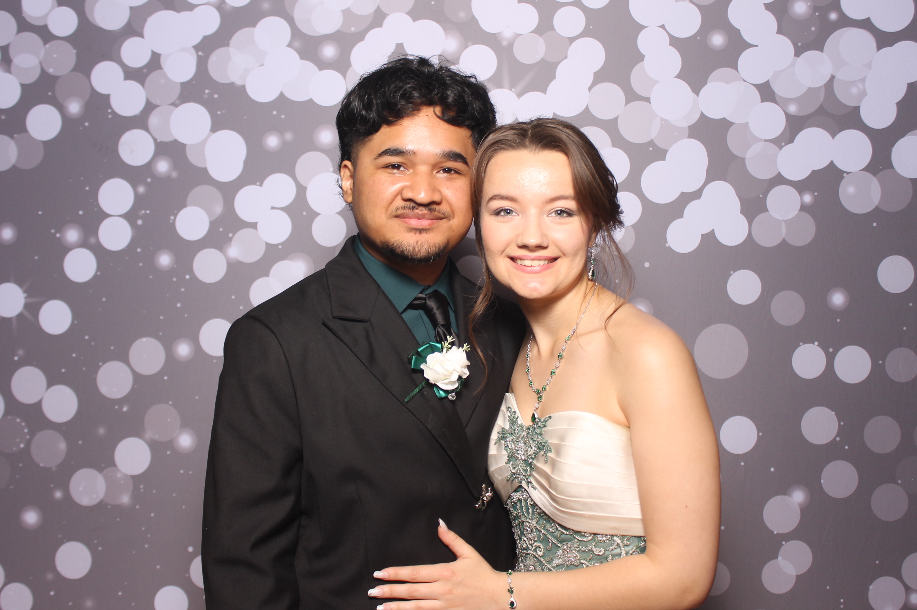 Colerain Prom 2025 | View more photos from the event at gallery.photoboothcincy.com/u/PhotoBoothCincy/Colerain-Prom-2025