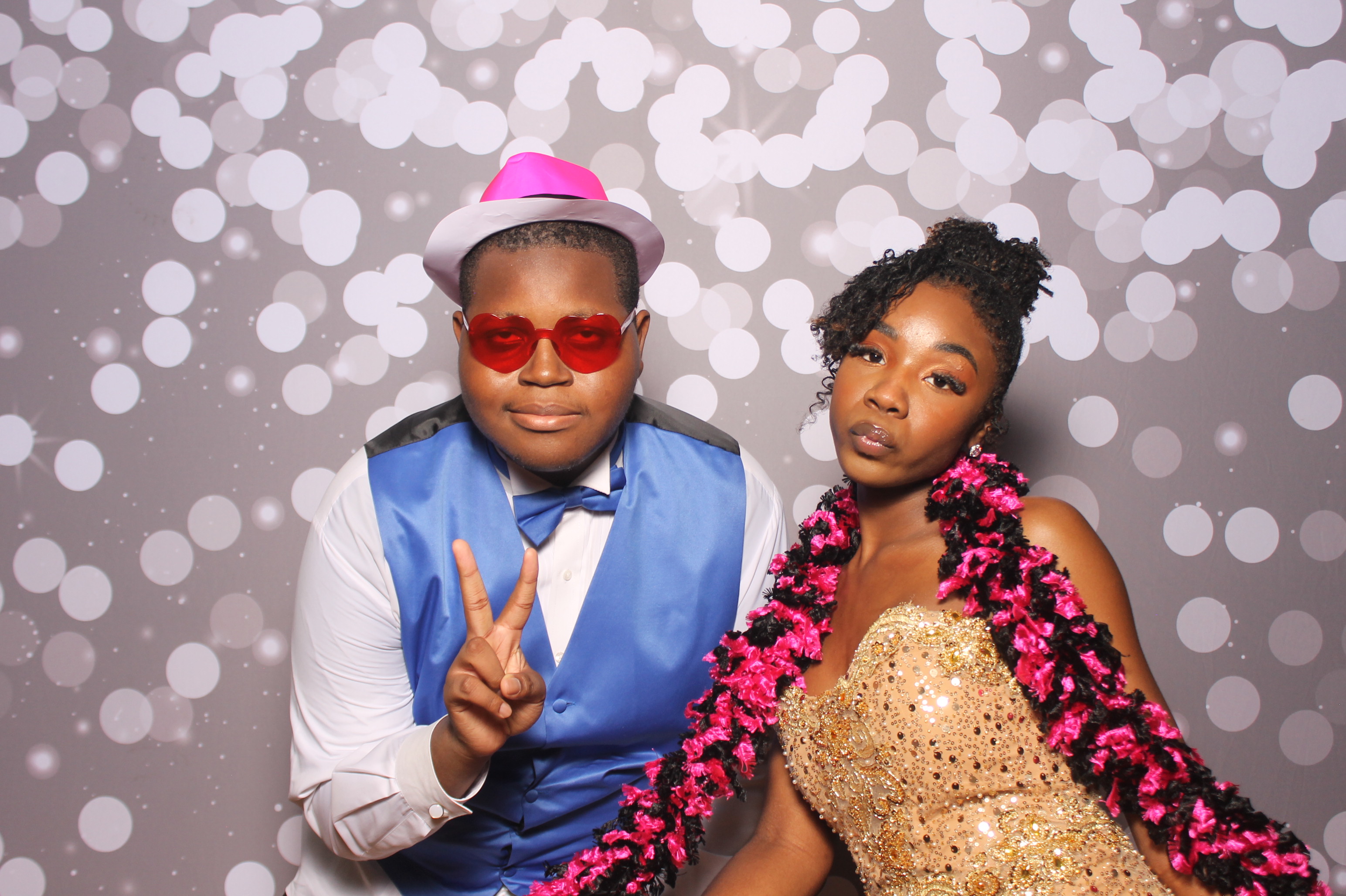 Colerain Prom 2025 | View more photos from the event at gallery.photoboothcincy.com/u/PhotoBoothCincy/Colerain-Prom-2025