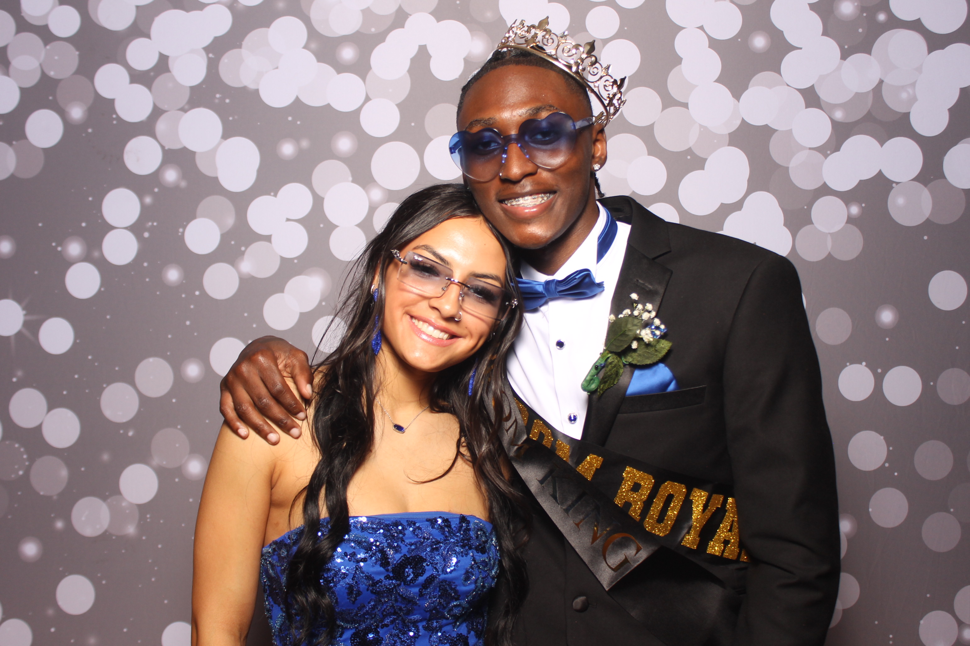 Colerain Prom 2025 | View more photos from the event at gallery.photoboothcincy.com/u/PhotoBoothCincy/Colerain-Prom-2025