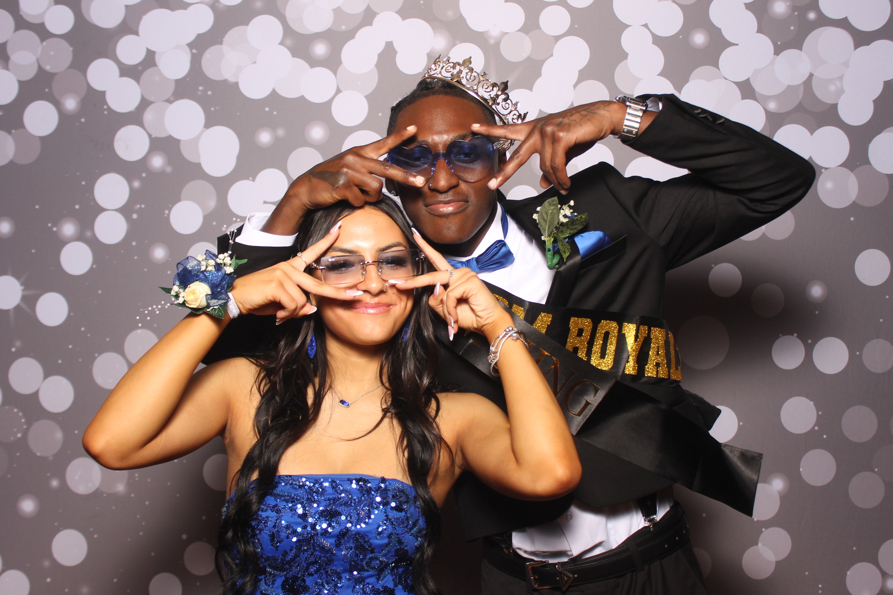 Colerain Prom 2025 | View more photos from the event at gallery.photoboothcincy.com/u/PhotoBoothCincy/Colerain-Prom-2025