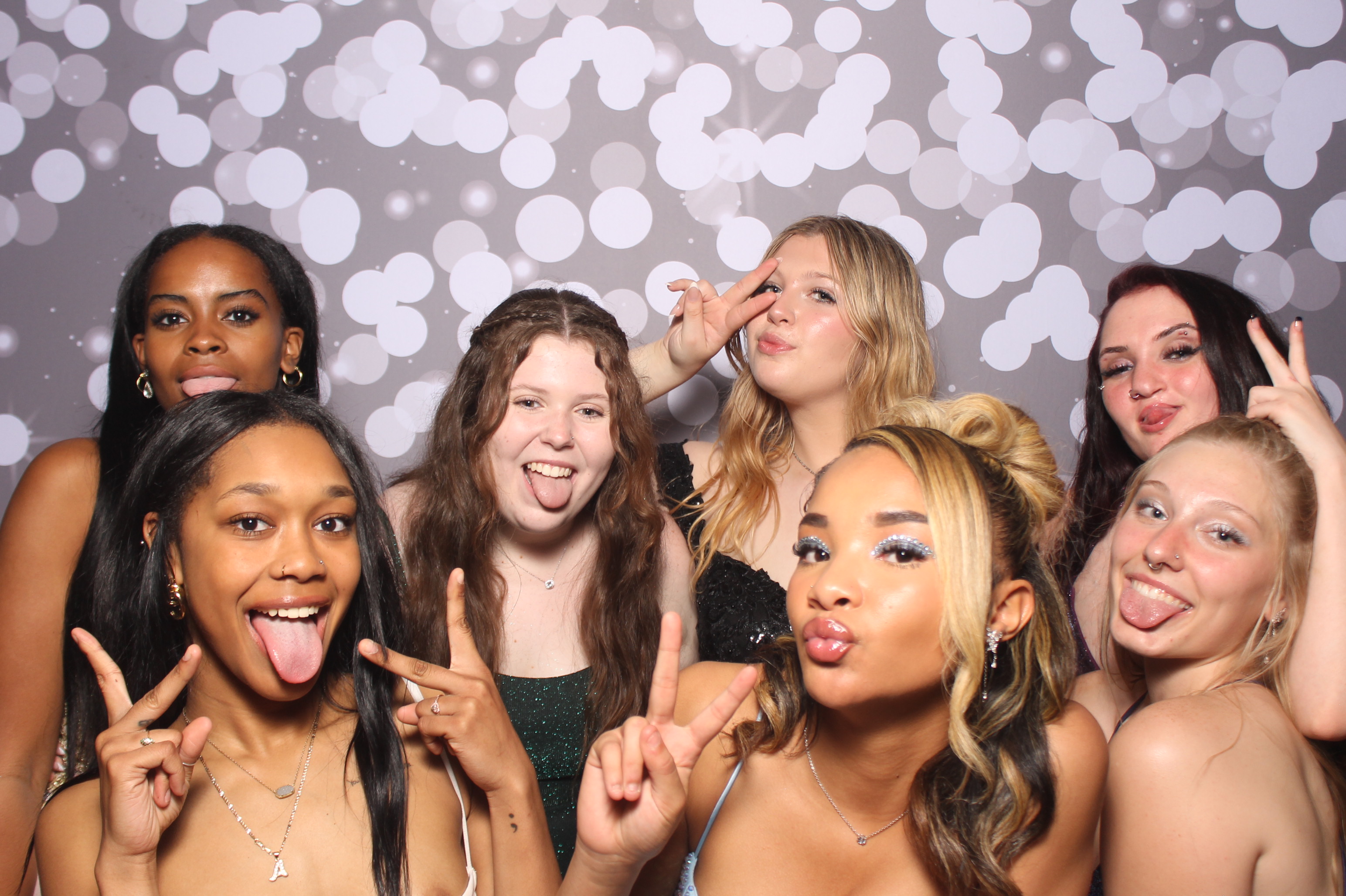 Colerain Prom 2025 | View more photos from the event at gallery.photoboothcincy.com/u/PhotoBoothCincy/Colerain-Prom-2025