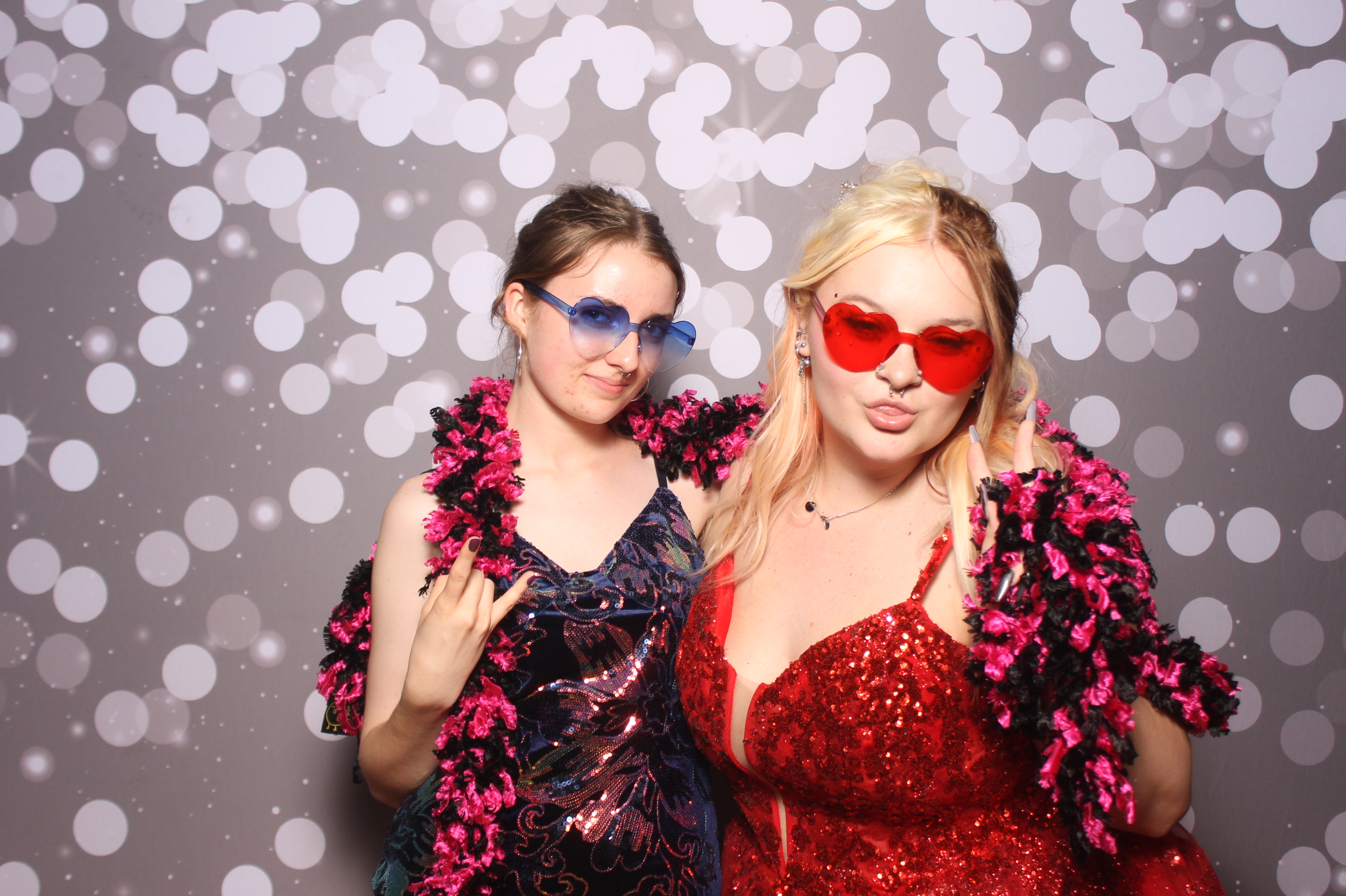 Colerain Prom 2025 | View more photos from the event at gallery.photoboothcincy.com/u/PhotoBoothCincy/Colerain-Prom-2025