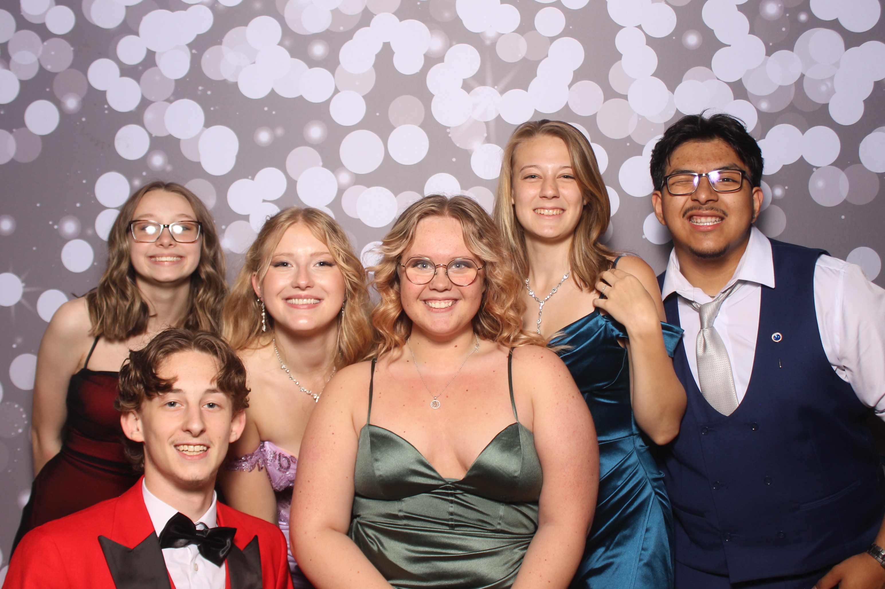 Colerain Prom 2025 | View more photos from the event at gallery.photoboothcincy.com/u/PhotoBoothCincy/Colerain-Prom-2025