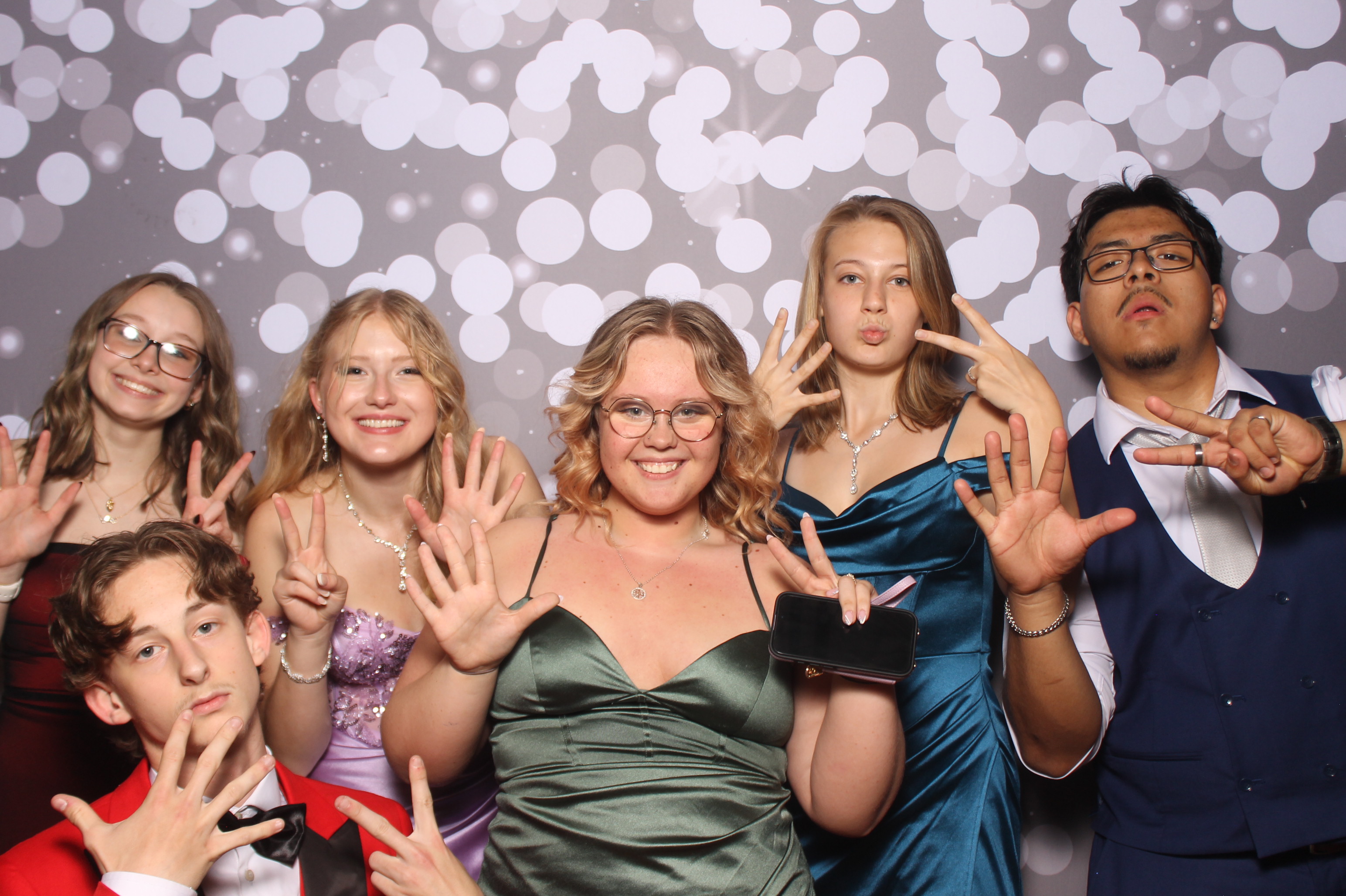 Colerain Prom 2025 | View more photos from the event at gallery.photoboothcincy.com/u/PhotoBoothCincy/Colerain-Prom-2025