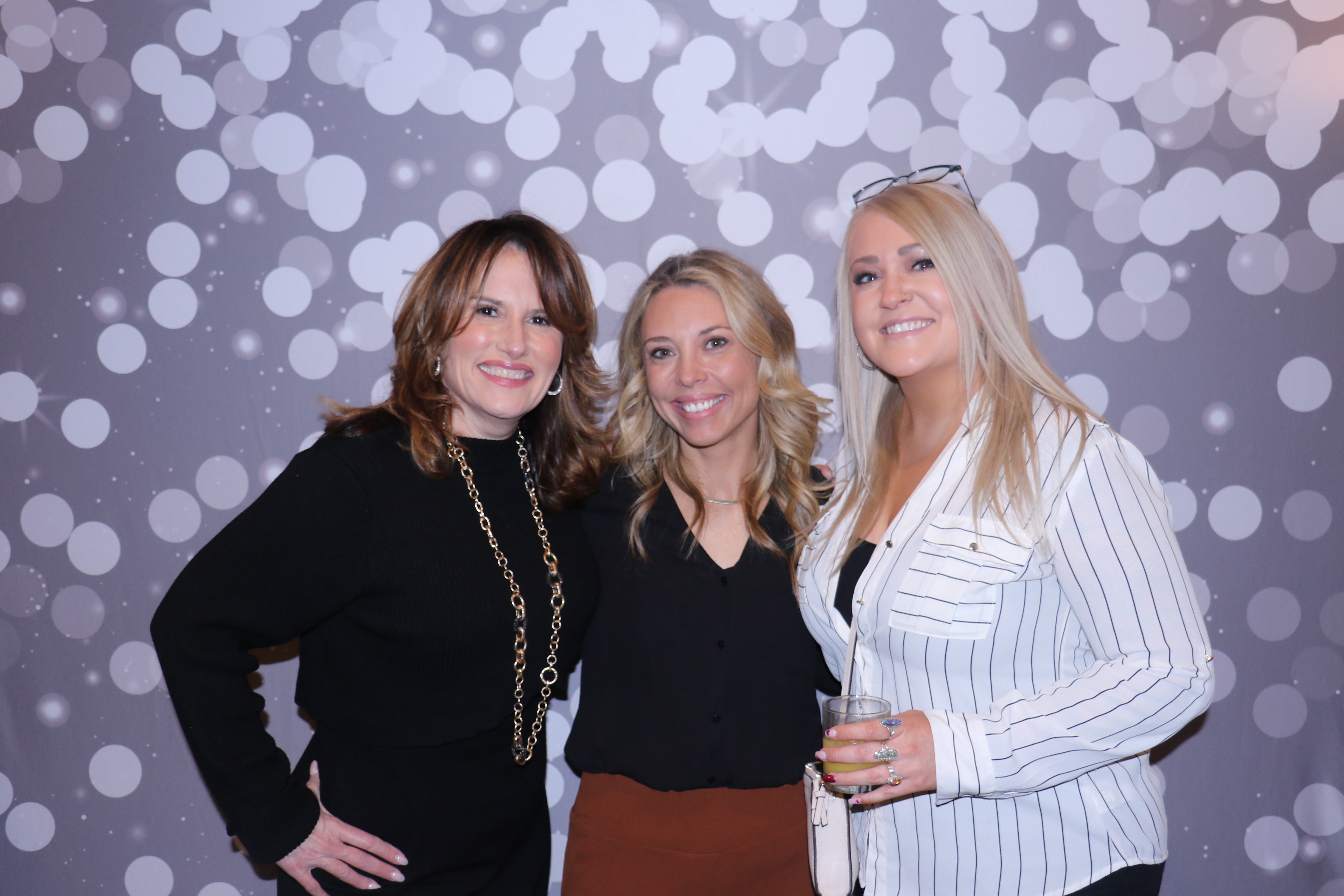Comey & Shepherd Awards  | View more photos from the event at gallery.photoboothcincy.com/u/PhotoBoothCincy/Comey-Shepherd-Awards