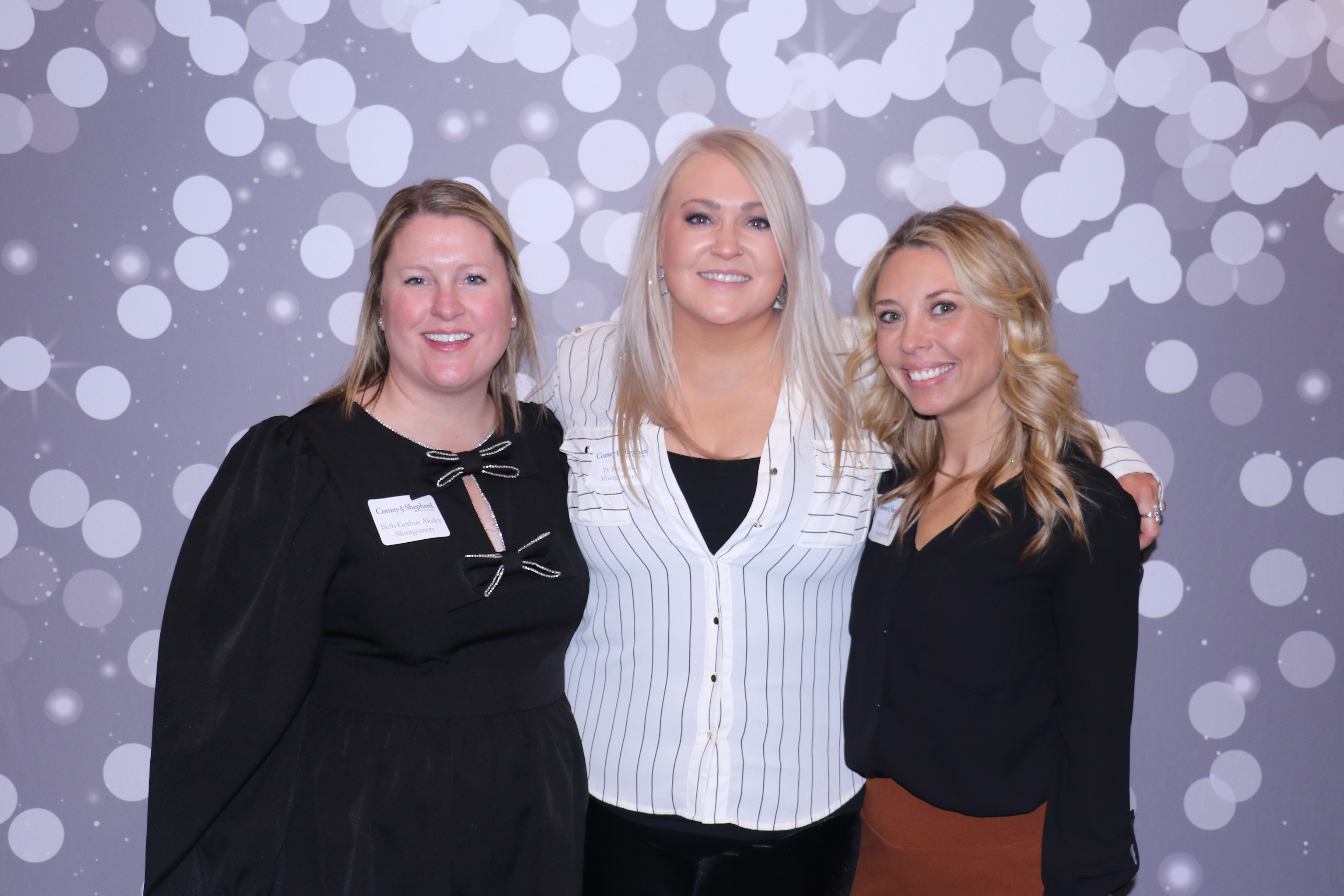 Comey & Shepherd Awards  | View more photos from the event at gallery.photoboothcincy.com/u/PhotoBoothCincy/Comey-Shepherd-Awards