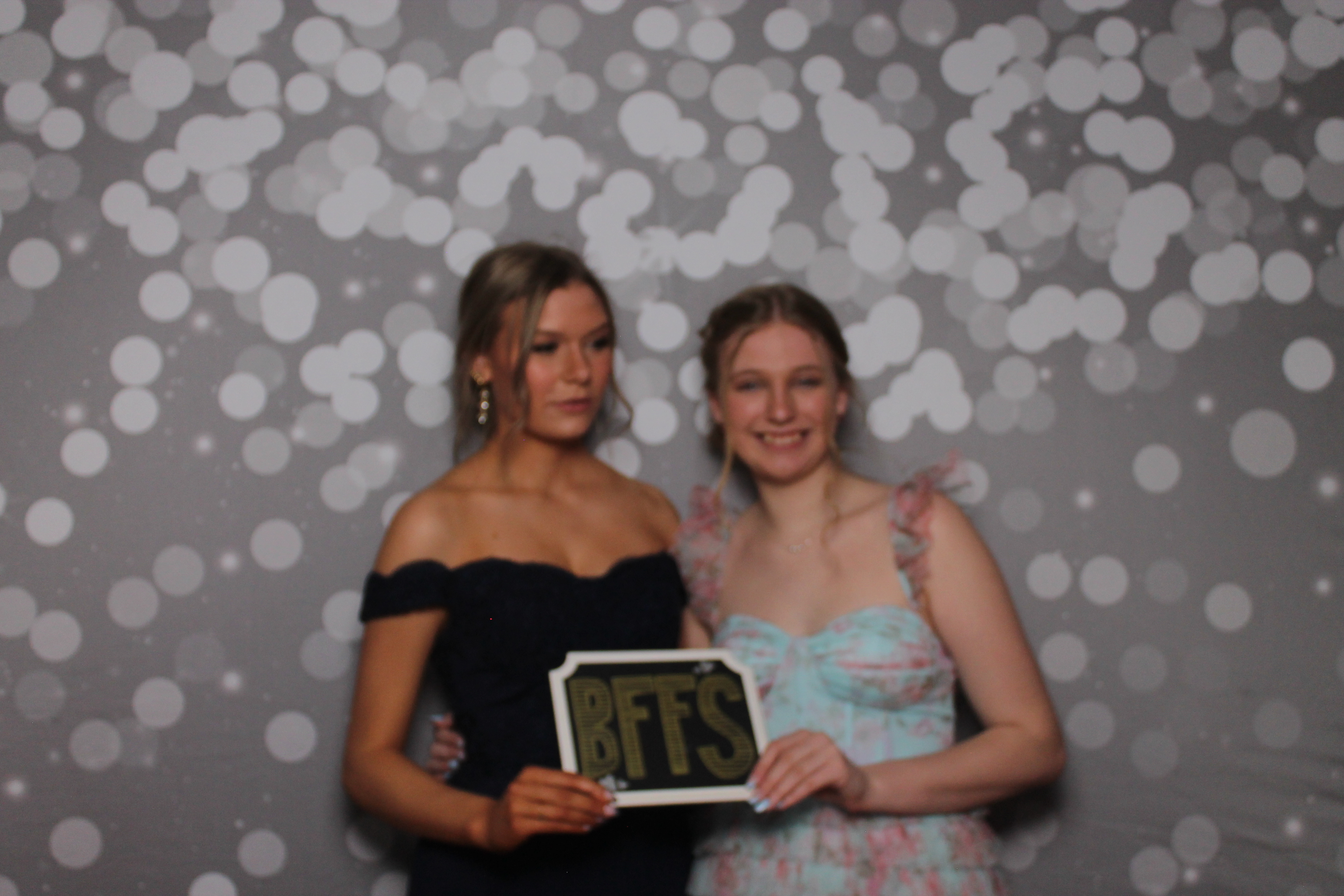 Cooper High School Prom | View more photos from the event at gallery.photoboothcincy.com/u/PhotoBoothCincy/Cooper-High-School-Prom