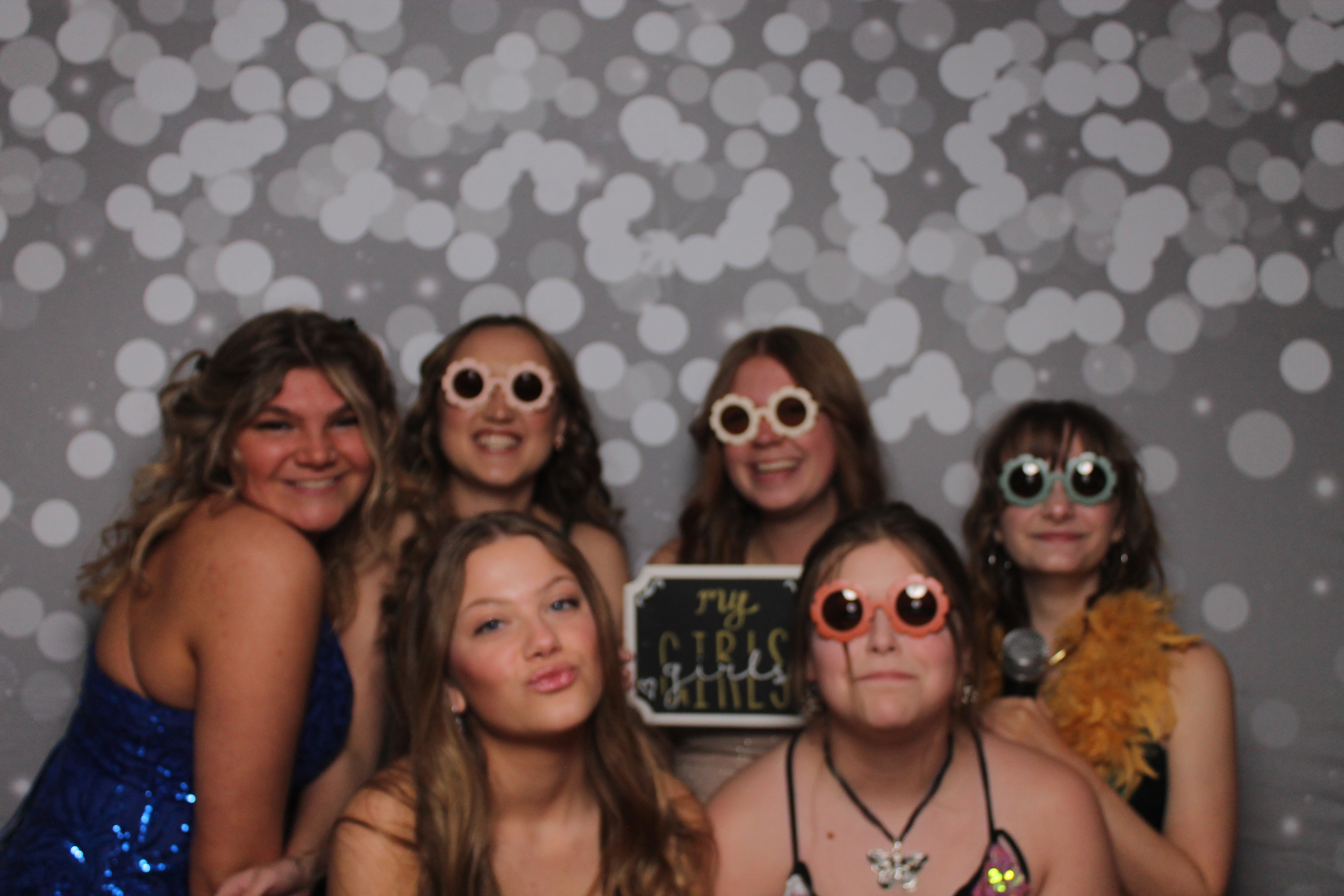 Cooper High School Prom | View more photos from the event at gallery.photoboothcincy.com/u/PhotoBoothCincy/Cooper-High-School-Prom