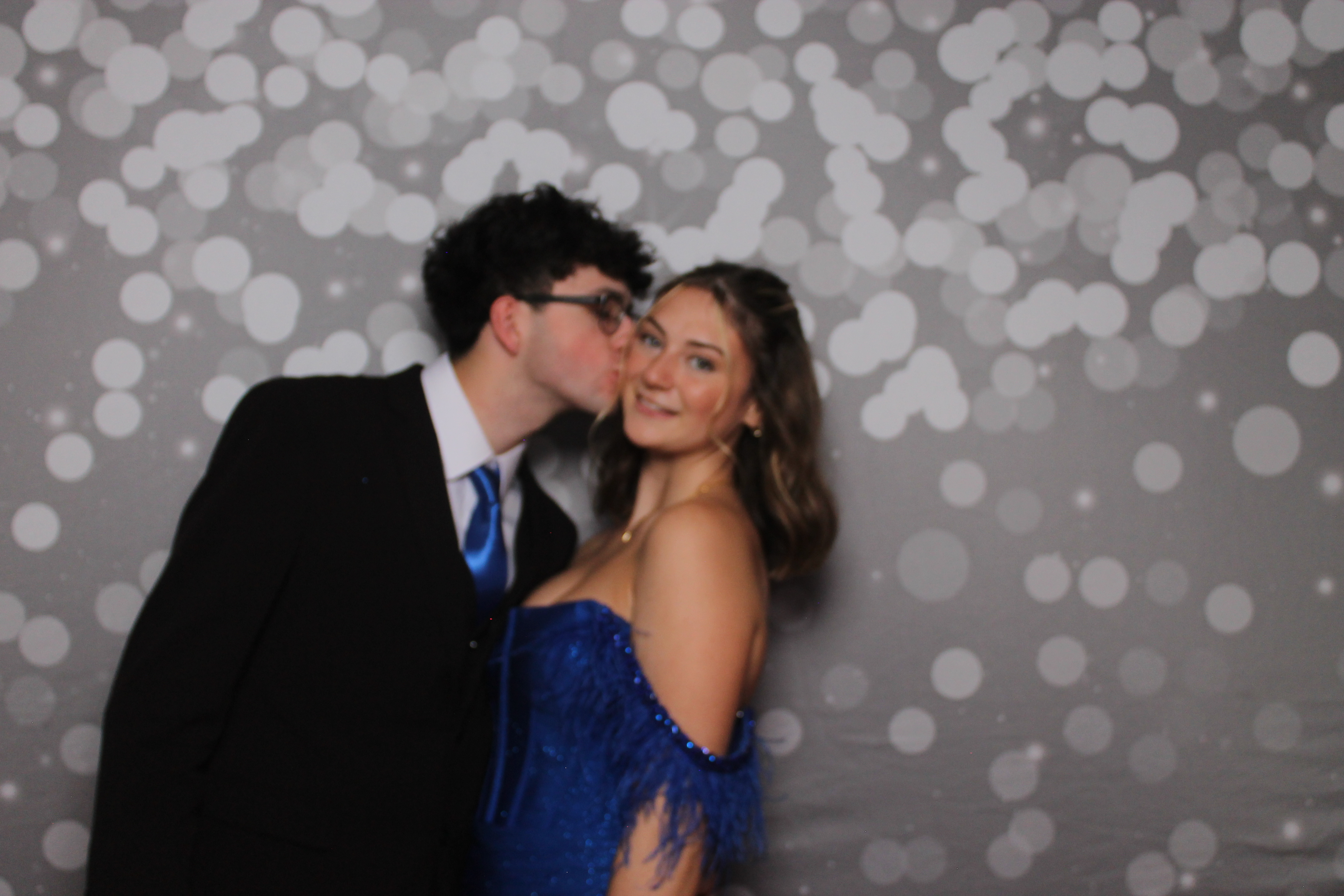 Cooper High School Prom | View more photos from the event at gallery.photoboothcincy.com/u/PhotoBoothCincy/Cooper-High-School-Prom