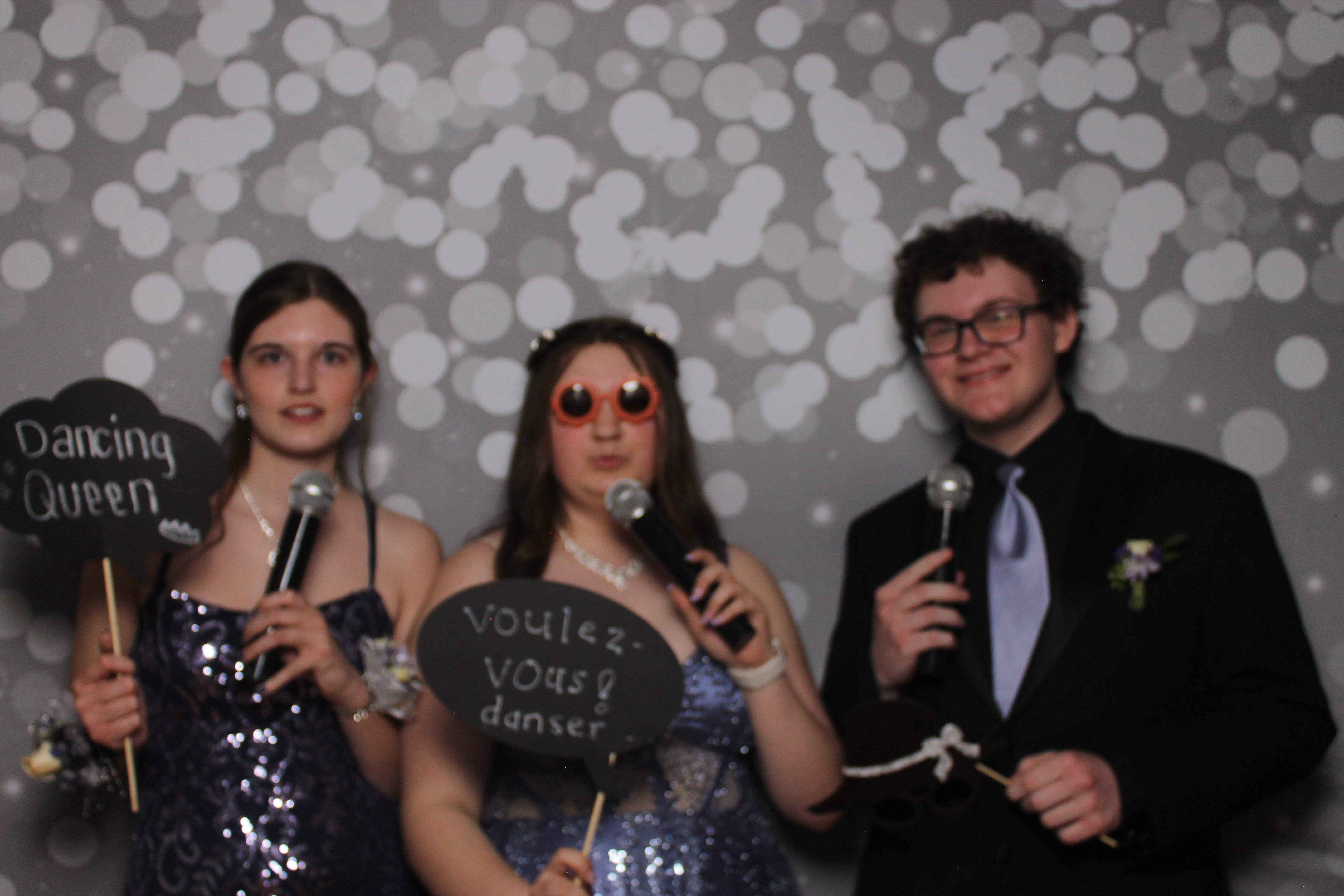 Cooper High School Prom | View more photos from the event at gallery.photoboothcincy.com/u/PhotoBoothCincy/Cooper-High-School-Prom